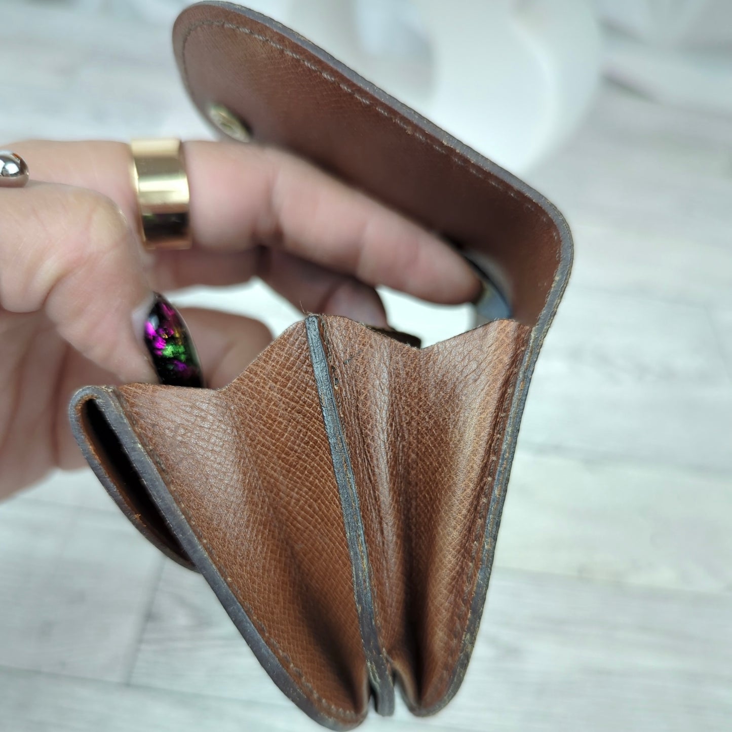 Louis Vuitton Porte-Monnaie Gousset Change Purse
