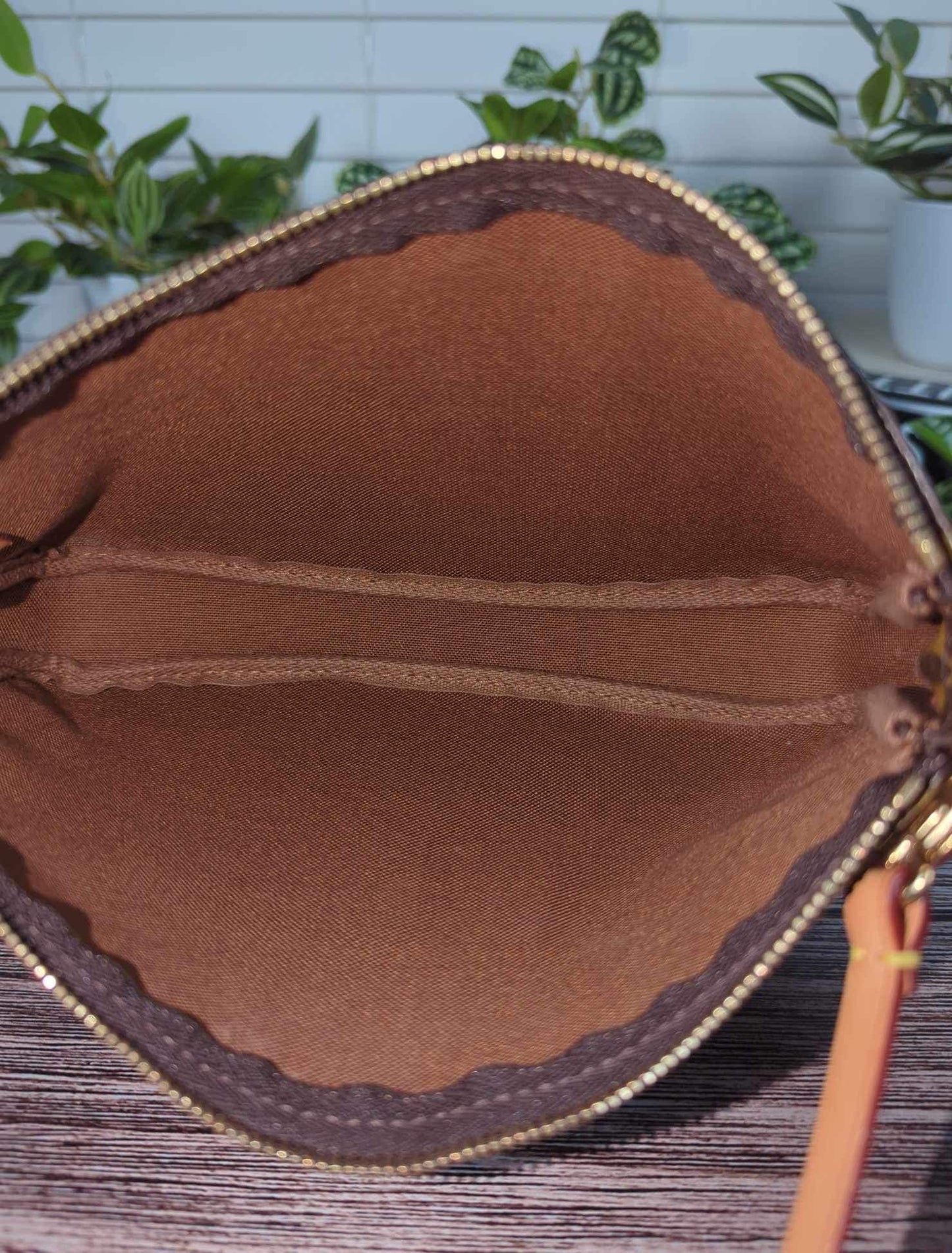 Louis Vuitton Pochette Accessories Monogram