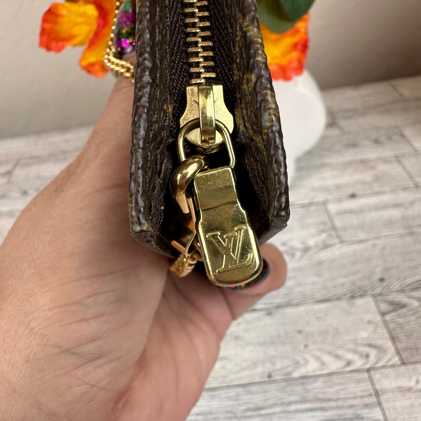Louis Vuitton Monogram Bucket GM Pouch