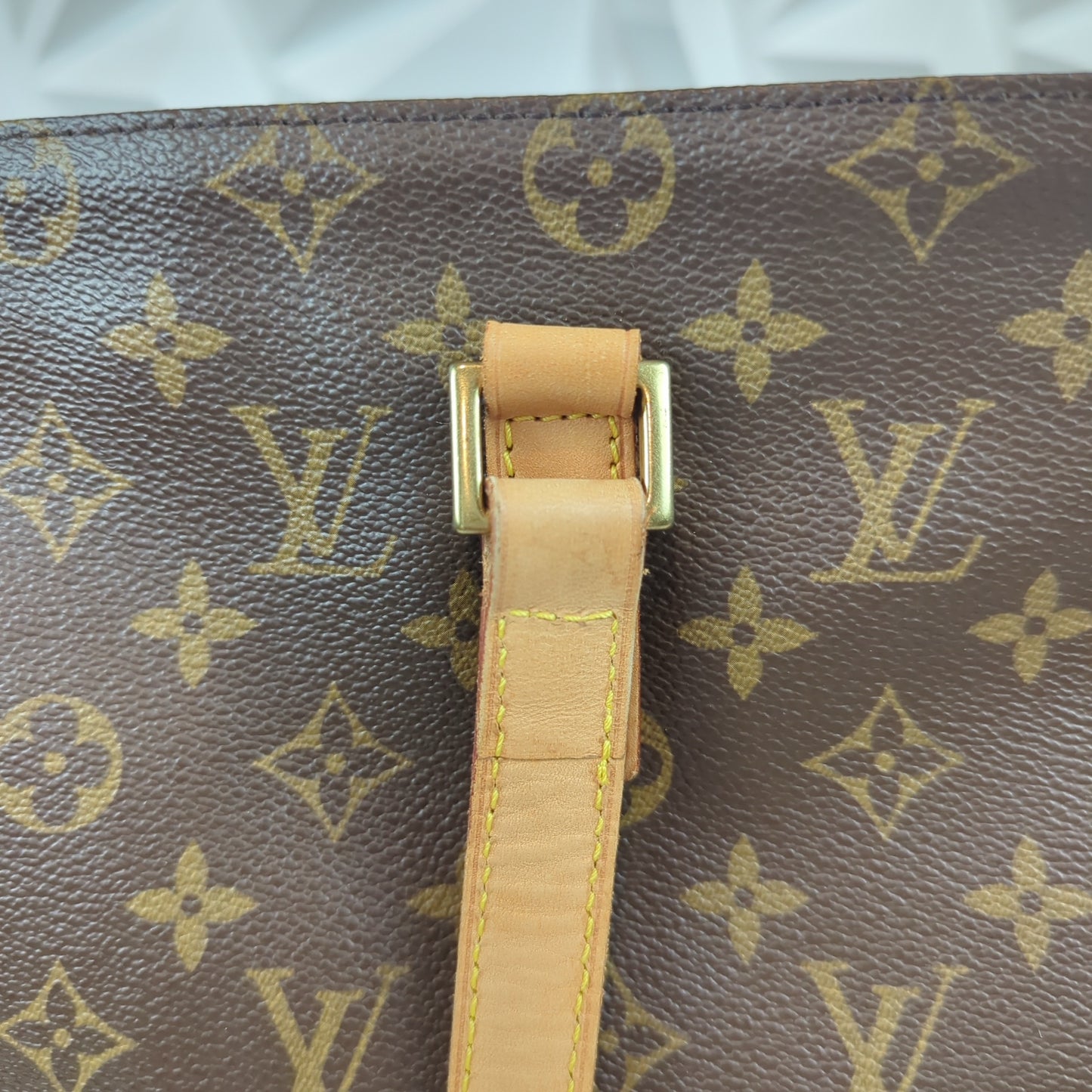 Louis Vuitton Cabas Mezzo