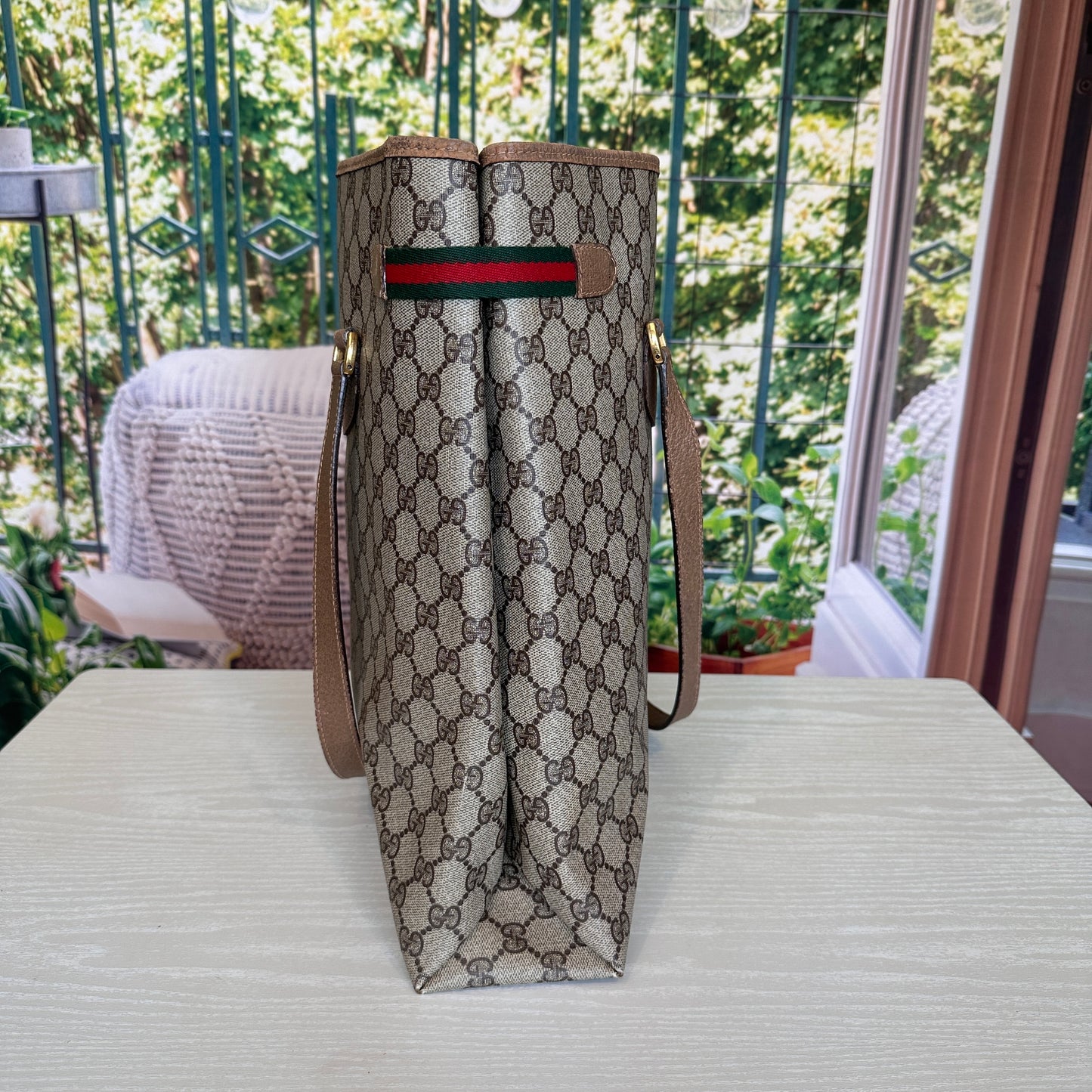 Gucci Beige GG Supreme Monogram Canvas Tote bag