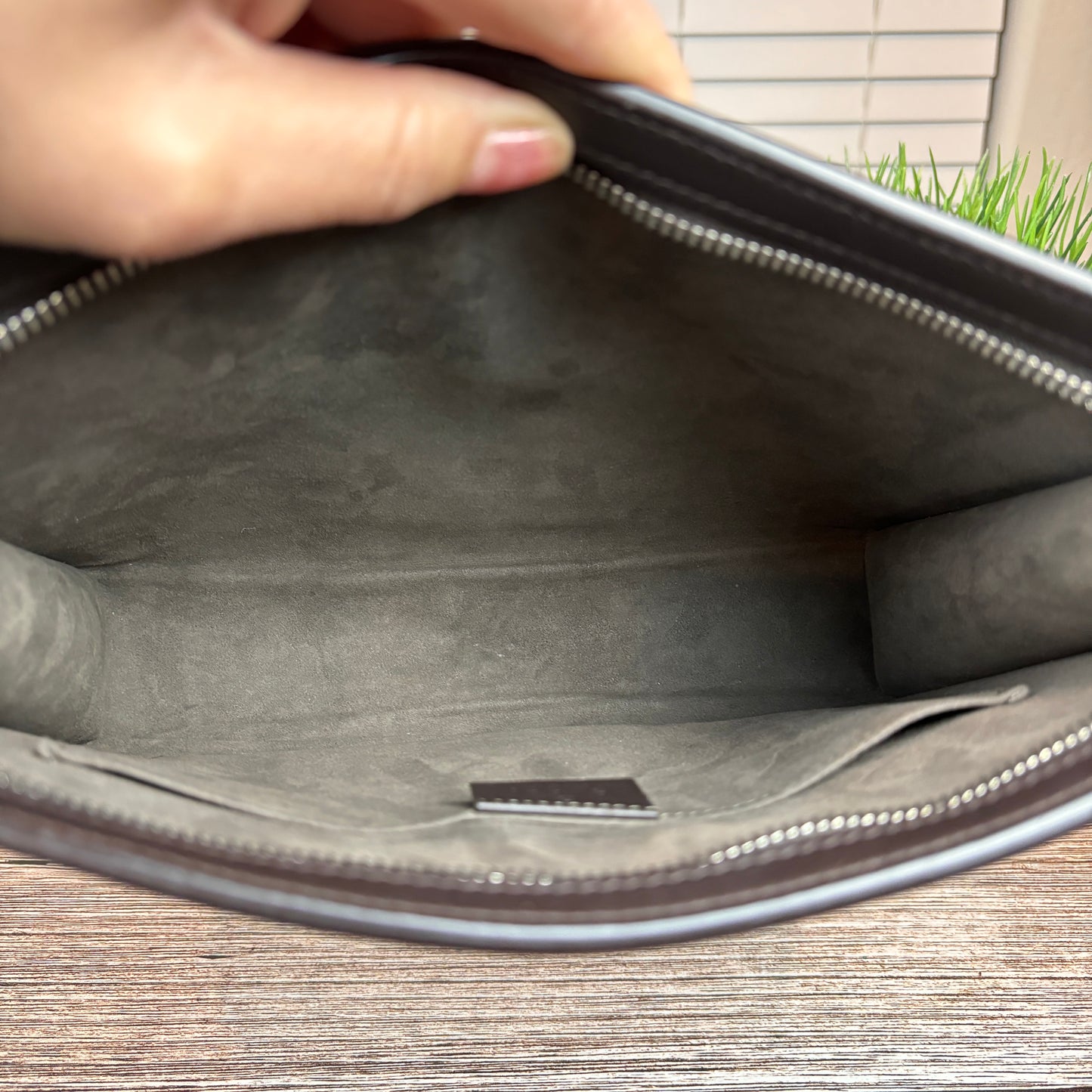 Gucci GG Supreme Monogram Web Cosmetic Case