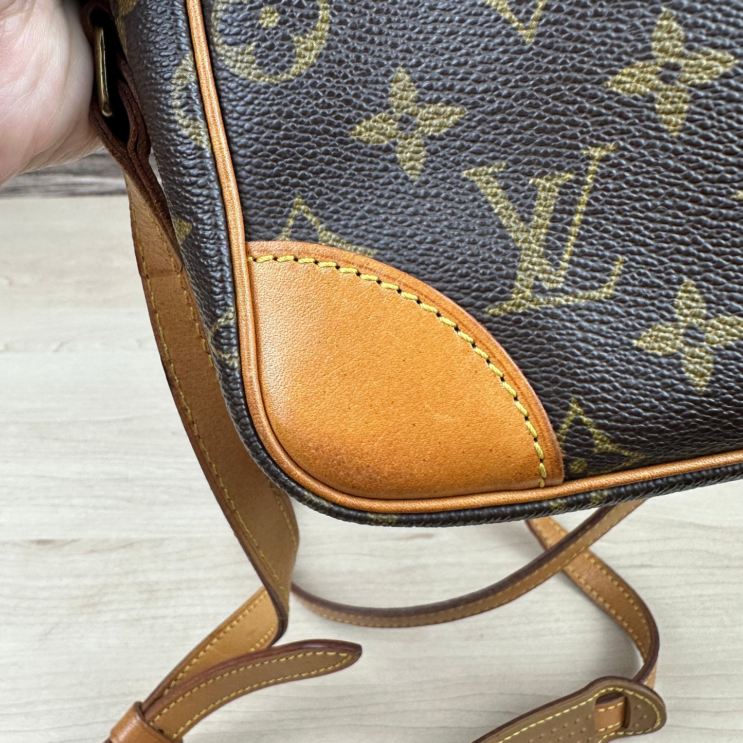 Louis Vuitton Trocadero 27 Crossbody Bag