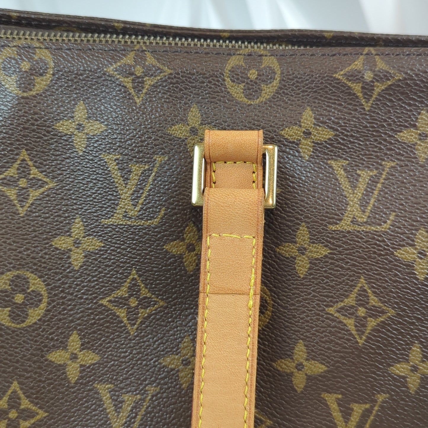 Louis Vuitton Cabas Mezzo