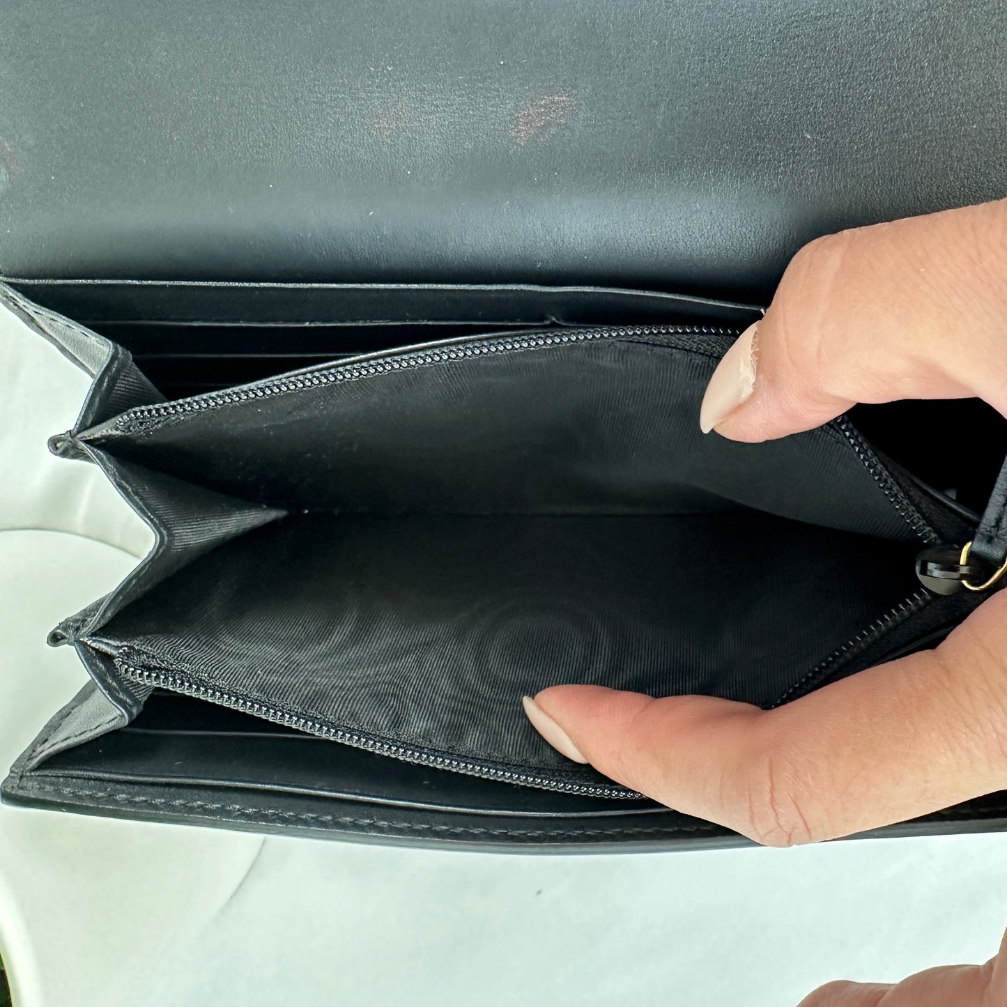Gucci GG Supreme Continental Wallet Black