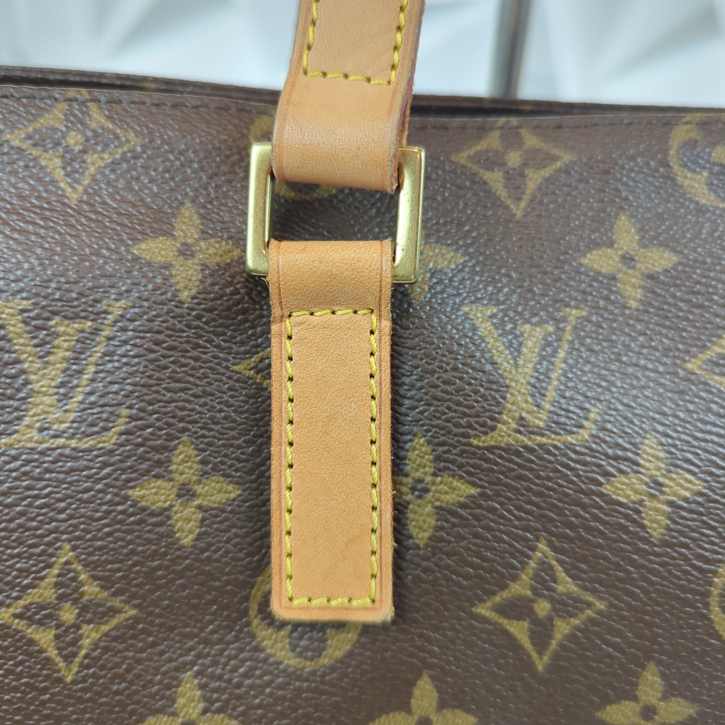 Louis Vuitton Cabas Mezzo