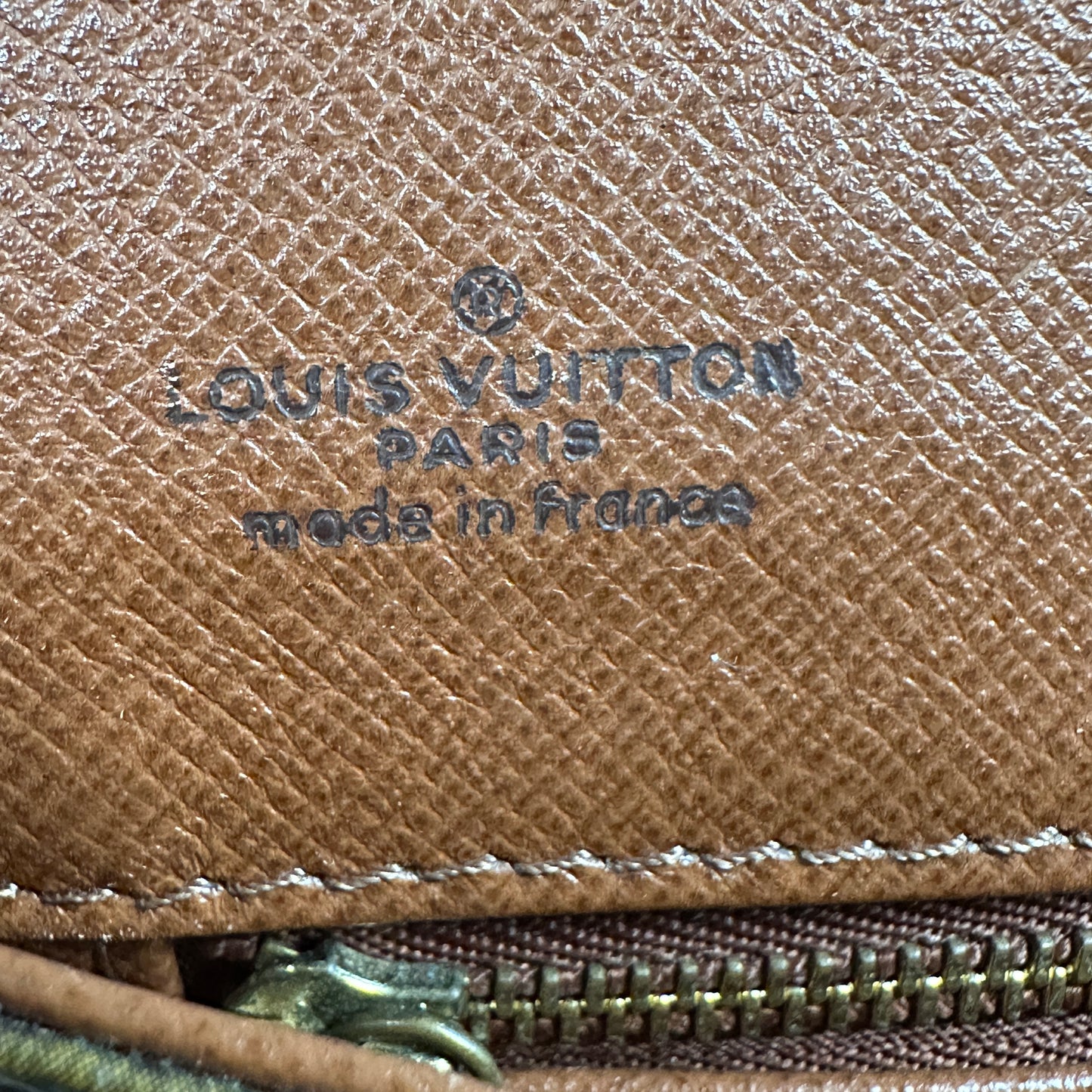 Louis Vuitton Vintage Dame Clutch