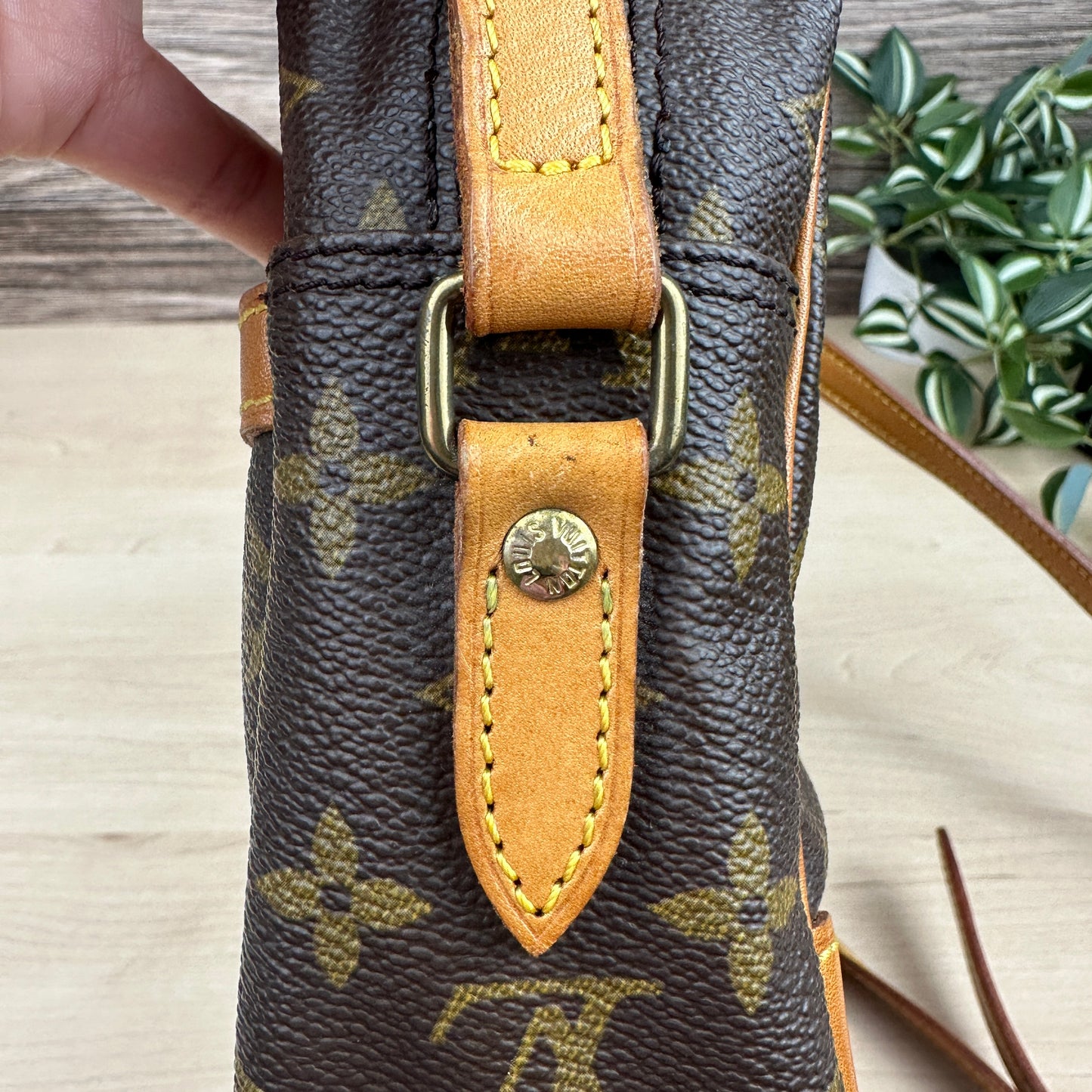 Louis Vuitton Trocadero 27 Crossbody Bag