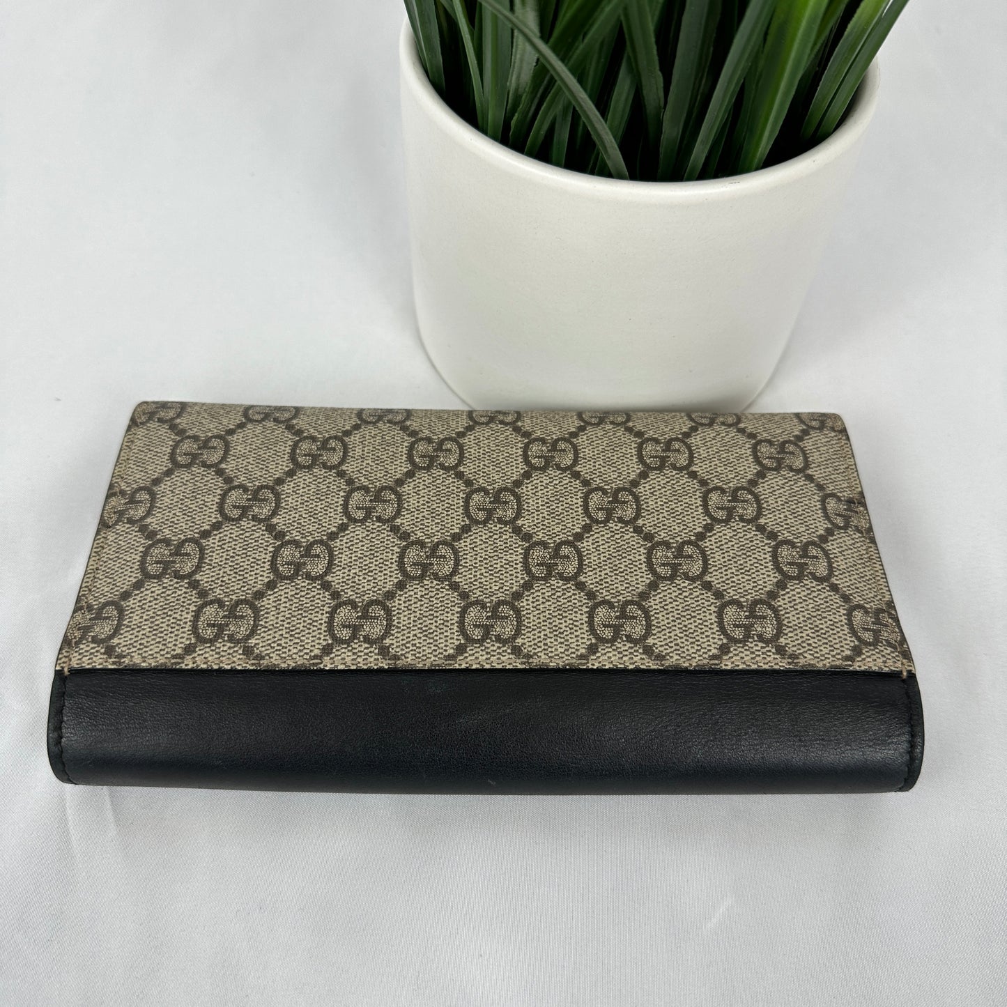 Gucci GG Supreme Continental Wallet Black