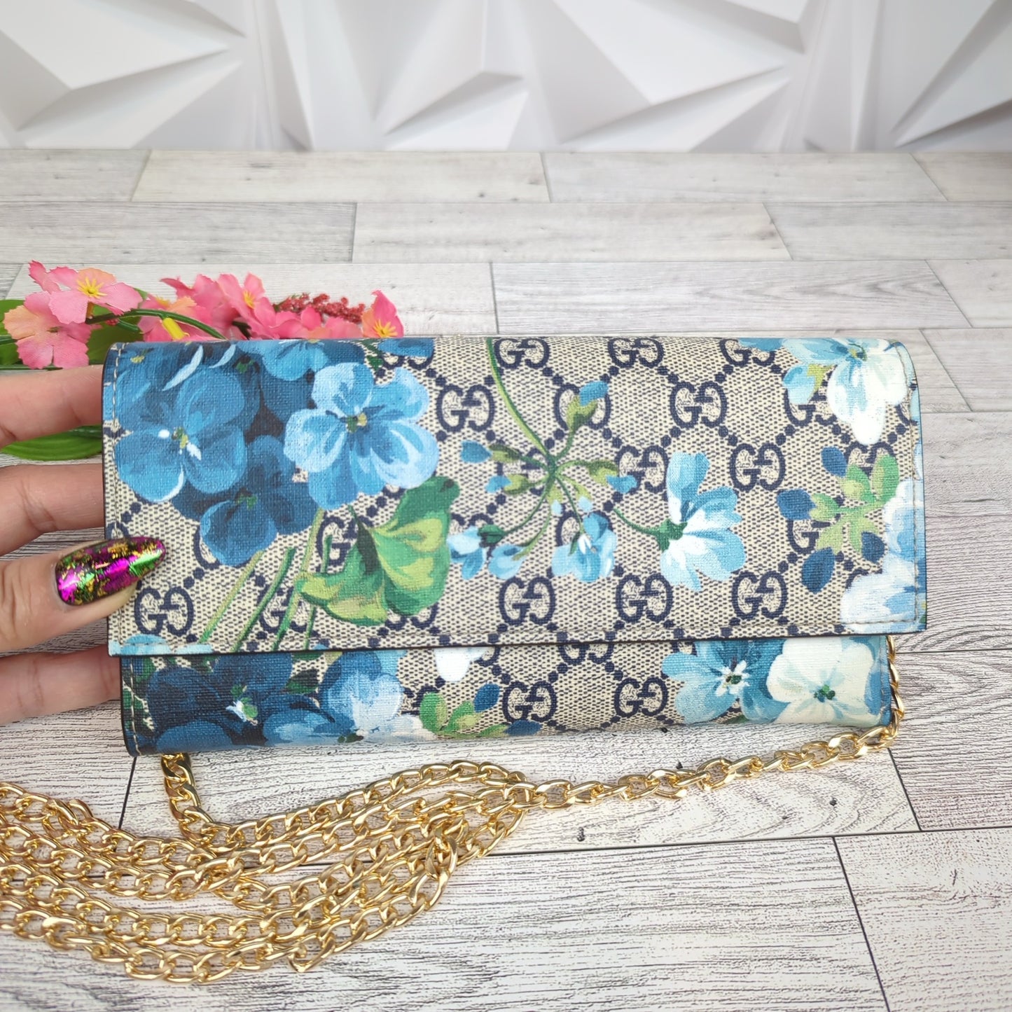 Gucci GG Supreme Blue Blooms Continental Wallet with Card Holder