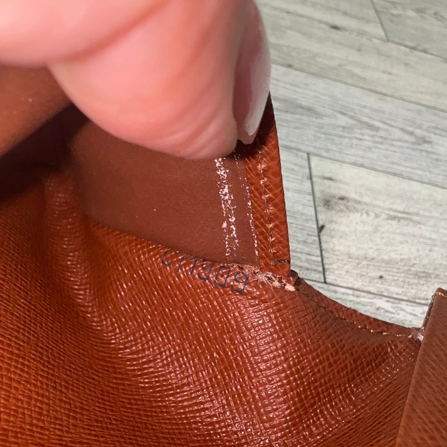 Louis Vuitton Monogram Bifold Slim Wallet