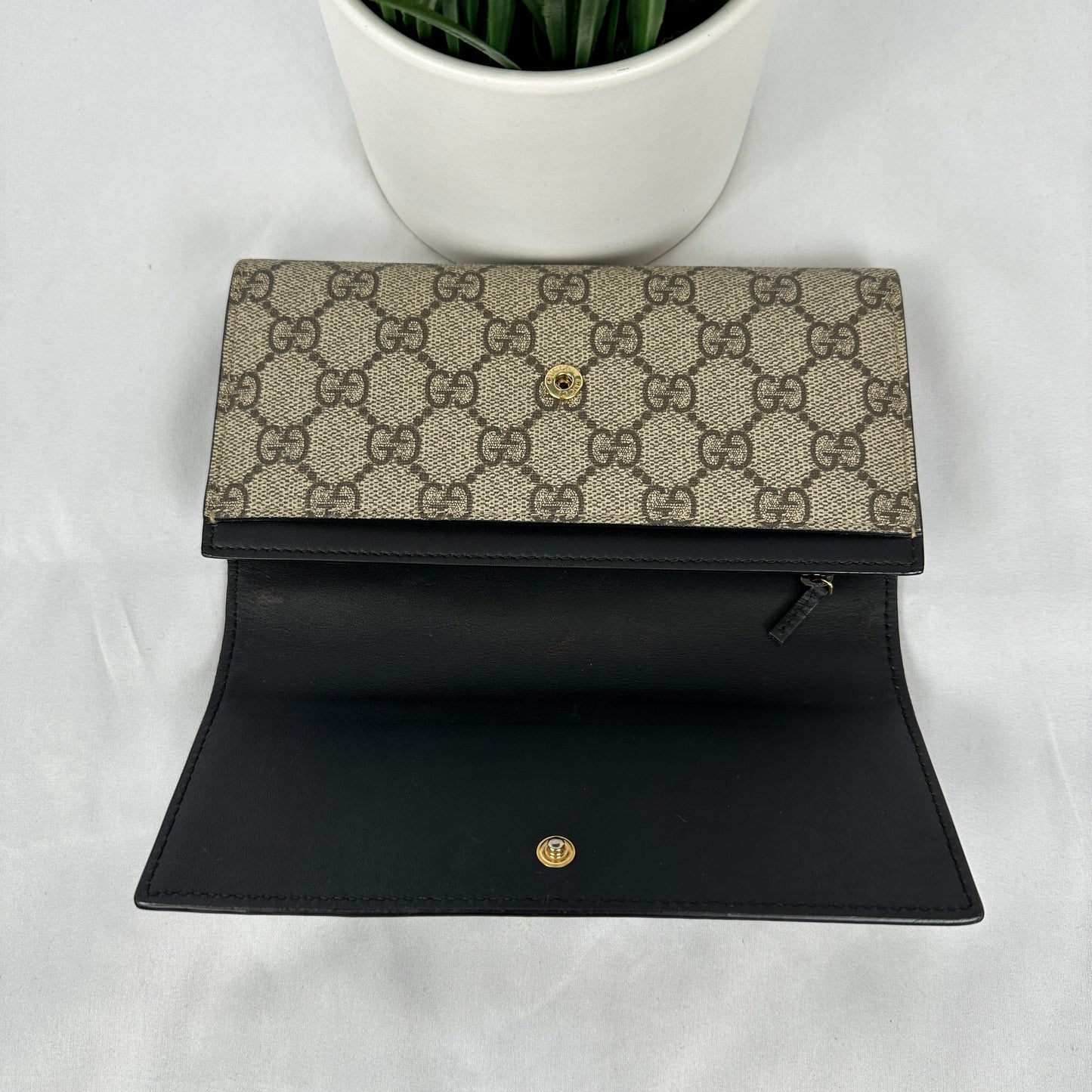 Gucci GG Supreme Continental Wallet Black