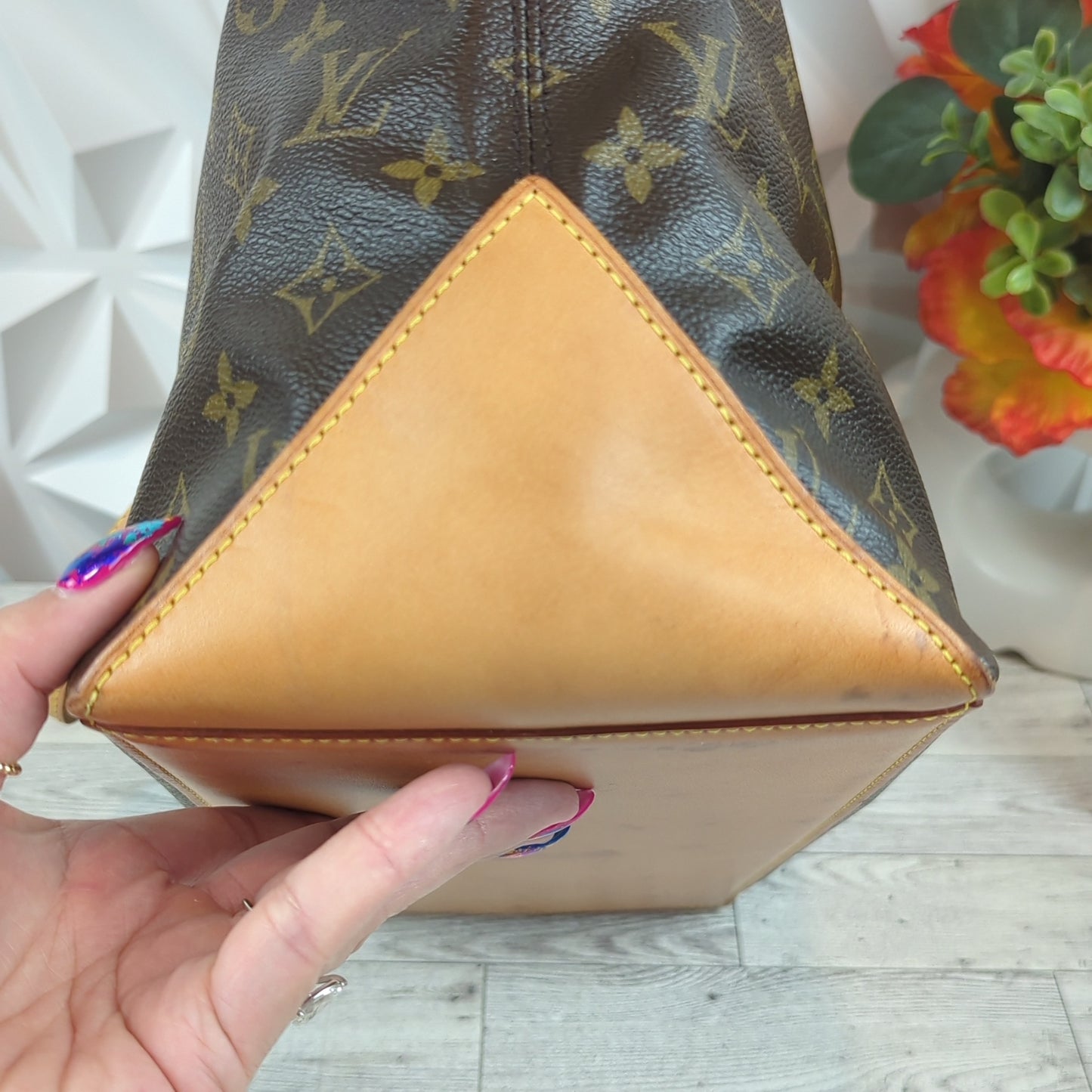 Louis Vuitton Cabas Mezzo