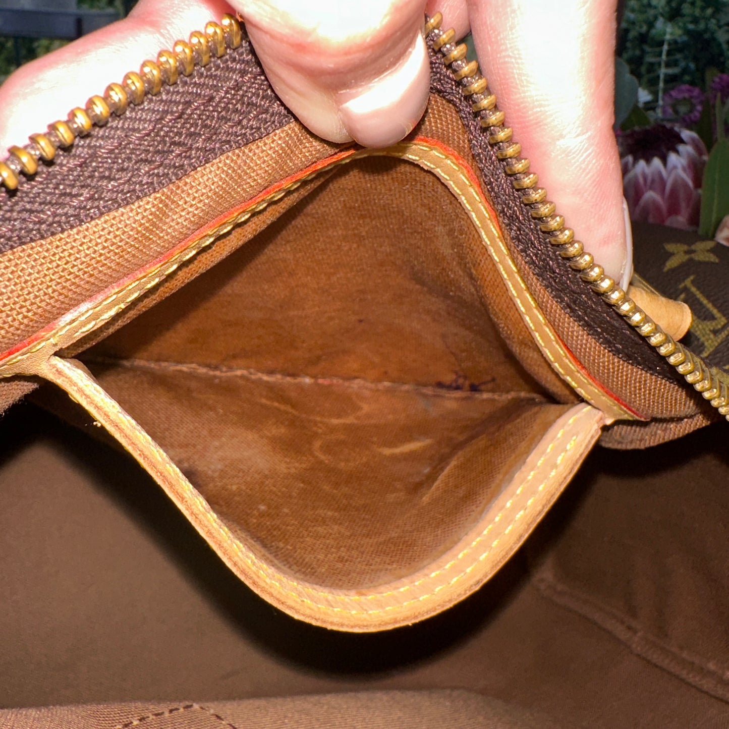 Louis Vuitton Monogram Speedy 30