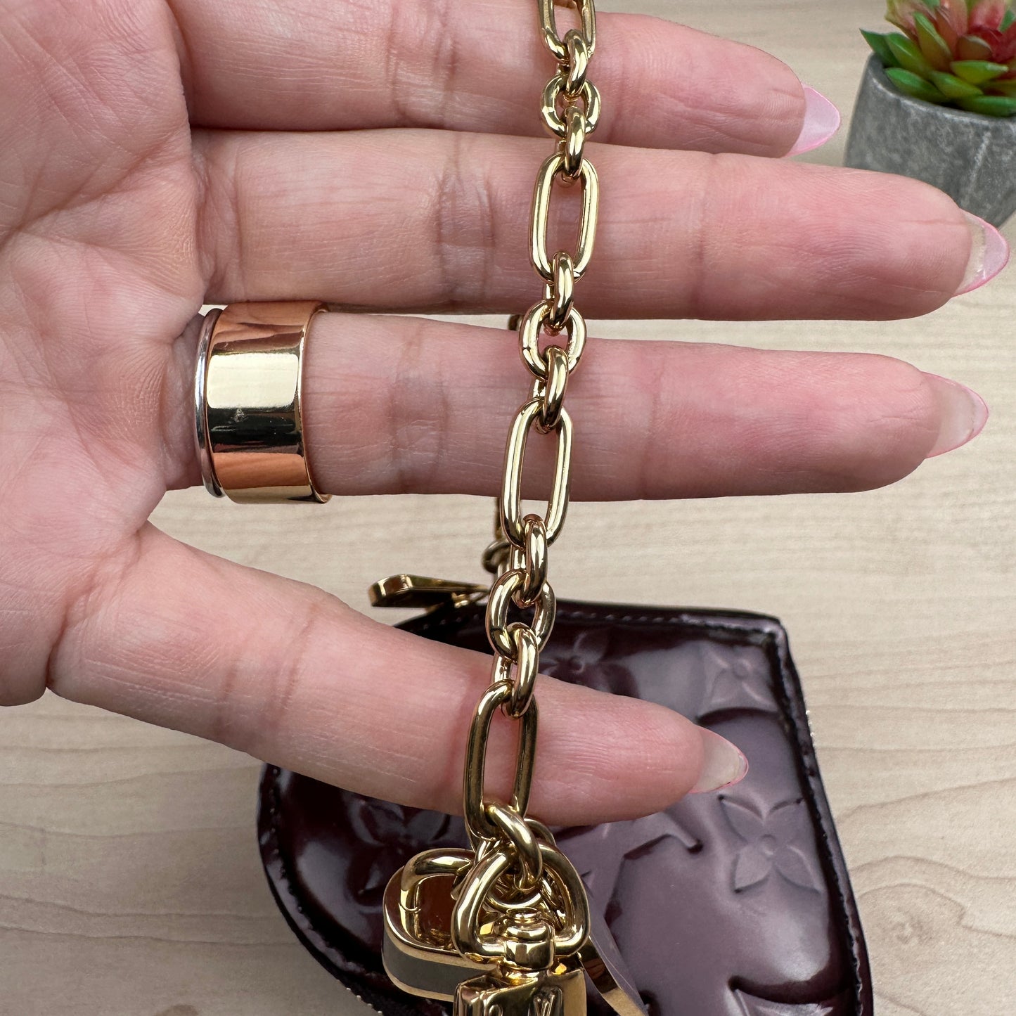 Louis Vuitton Vernis Heart Coin Purse in Amarante