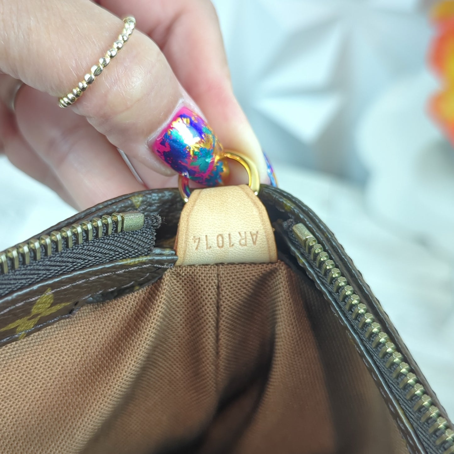 Louis Vuitton Cabas Mezzo