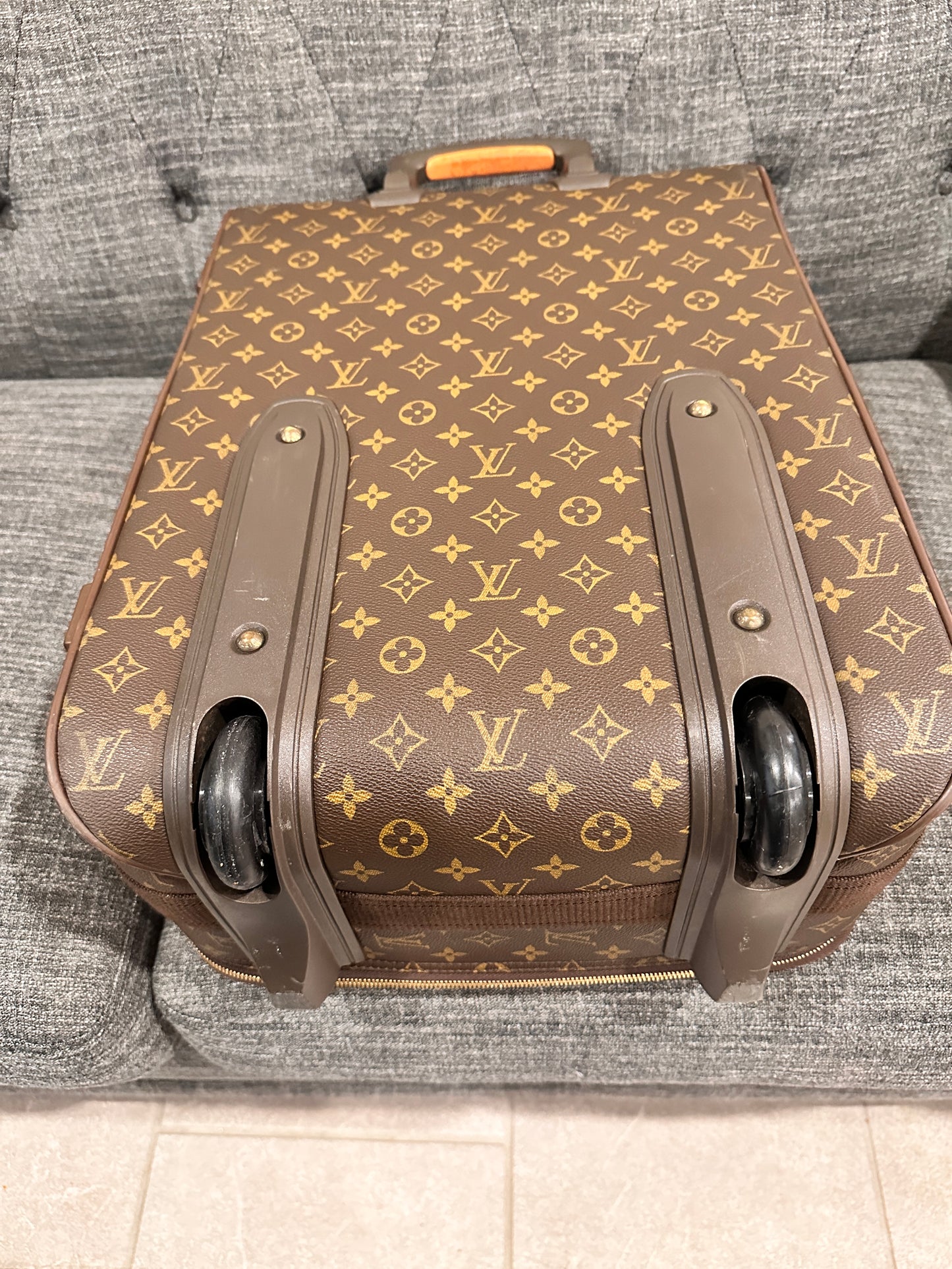 Louis Vuitton Pegase 55 Rolling Luggage