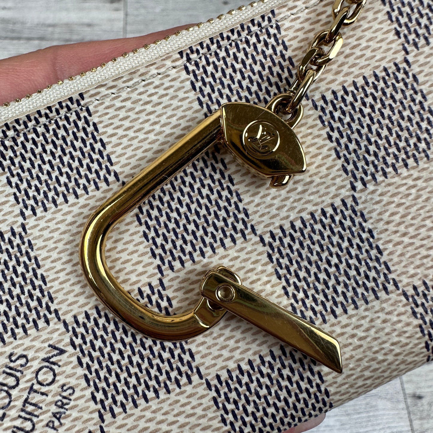 Louis Vuitton Damier Azur Key Cles Pouch
