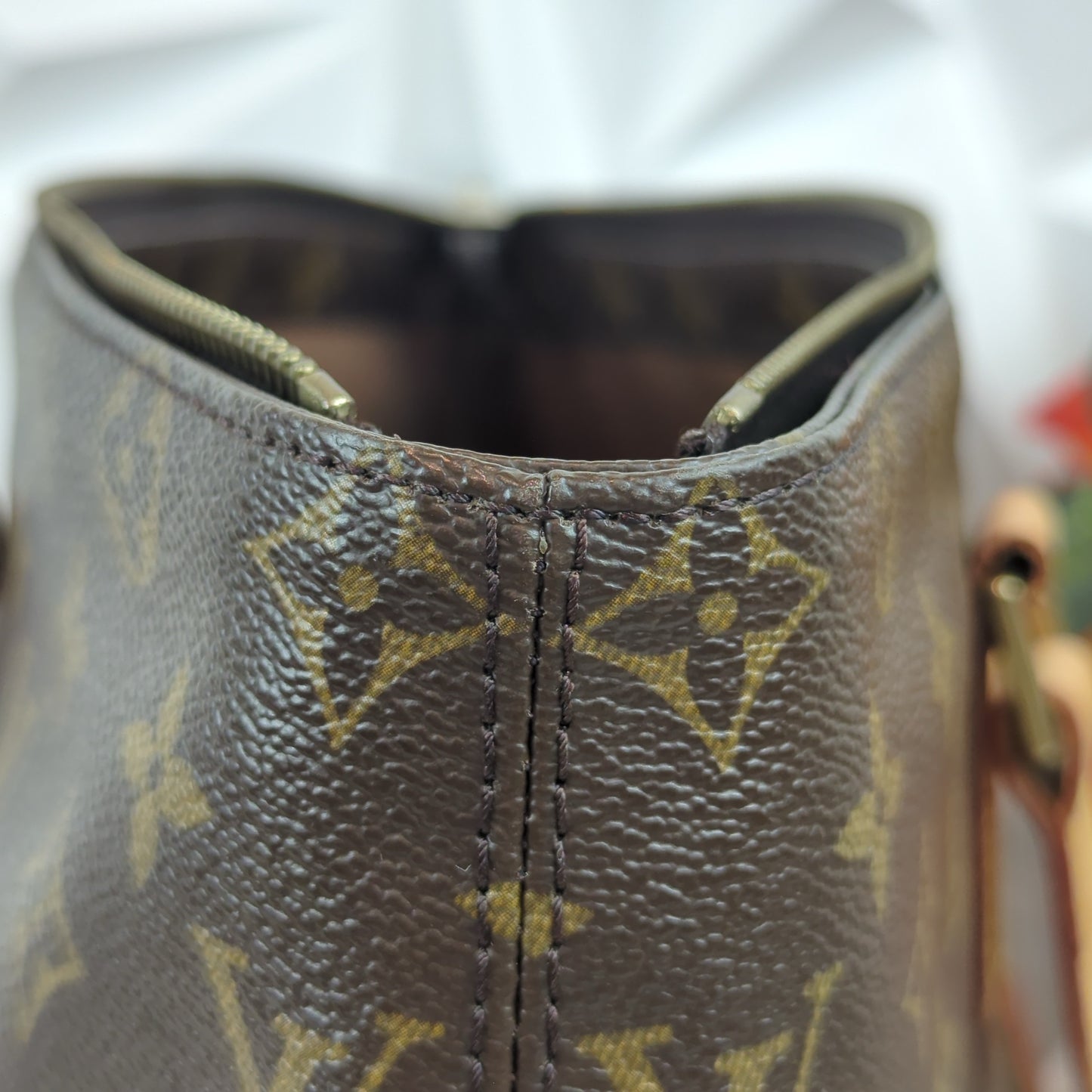 Louis Vuitton Cabas Mezzo