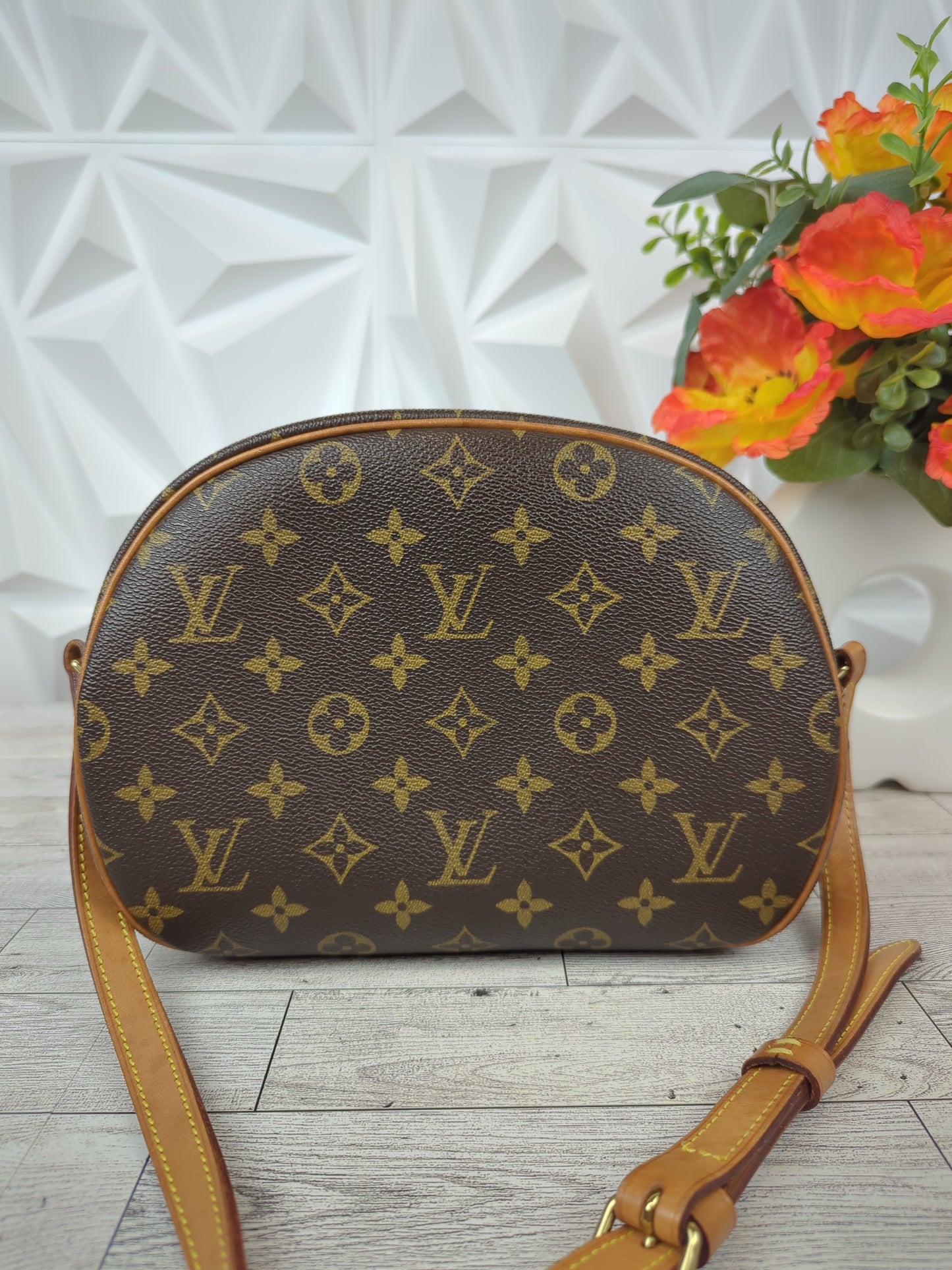 Louis Vuitton Blois Crossbody Bag