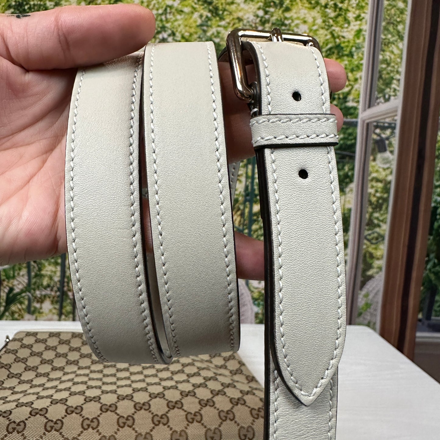 Gucci Classic GG Flat Medium Messenger Bag OffWhite