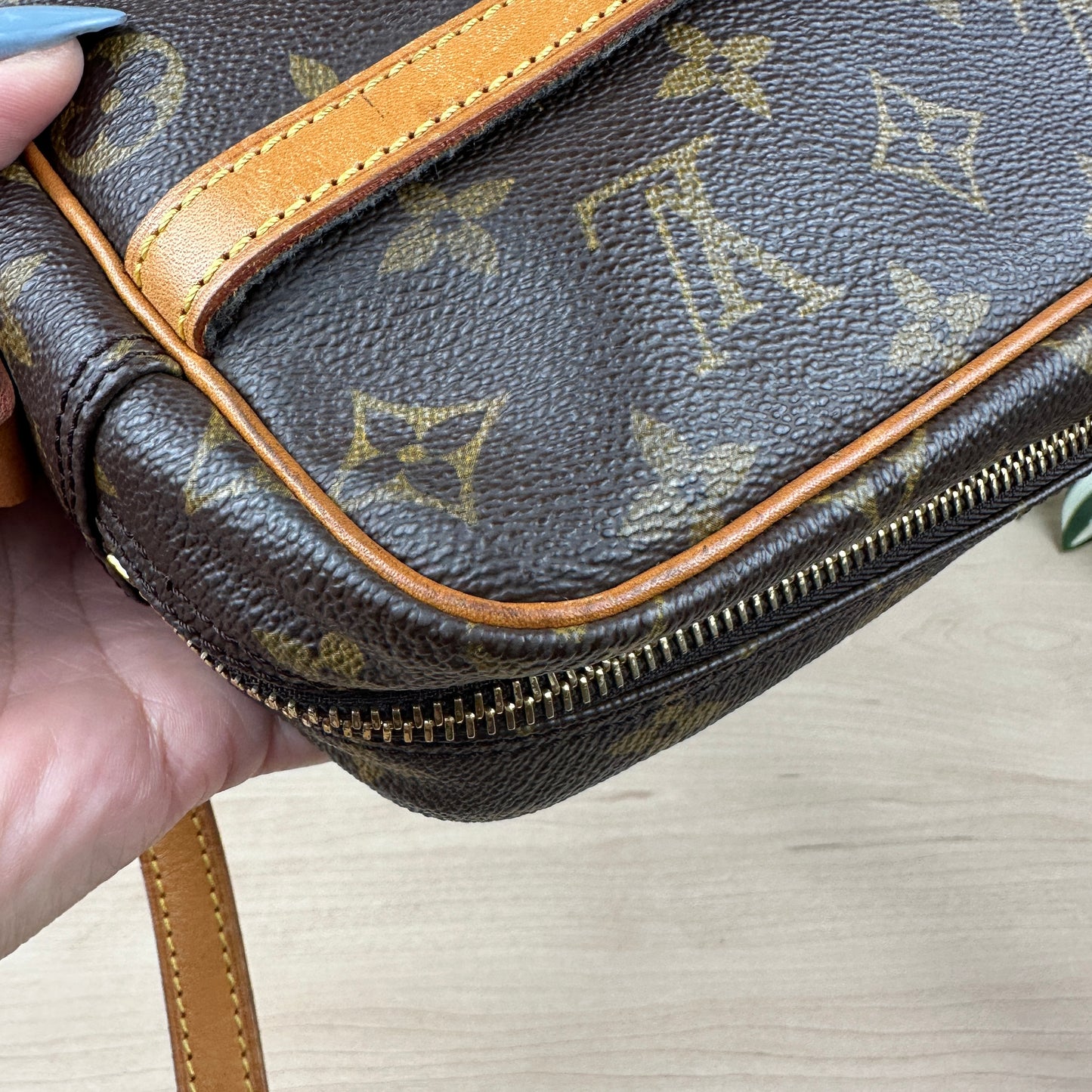 Louis Vuitton Trocadero 27 Crossbody Bag