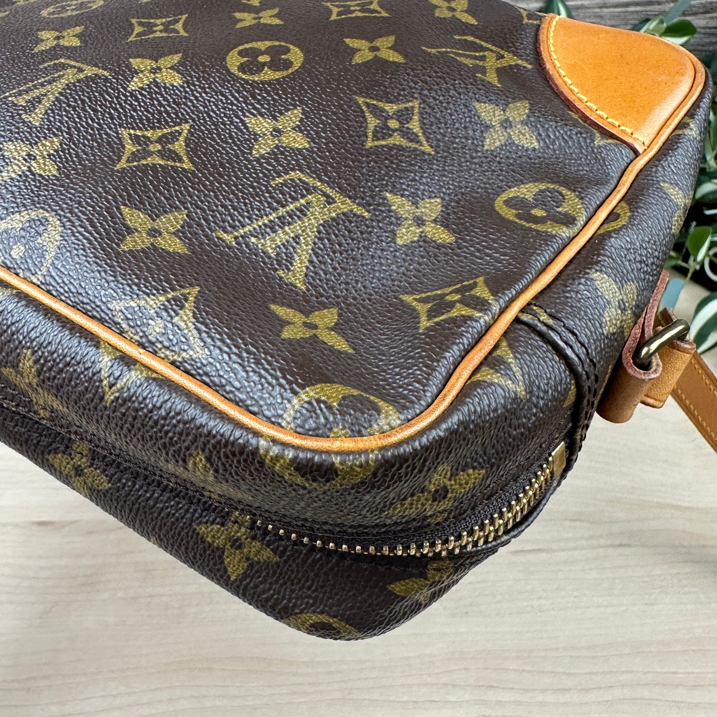 Louis Vuitton Trocadero 27 Crossbody Bag