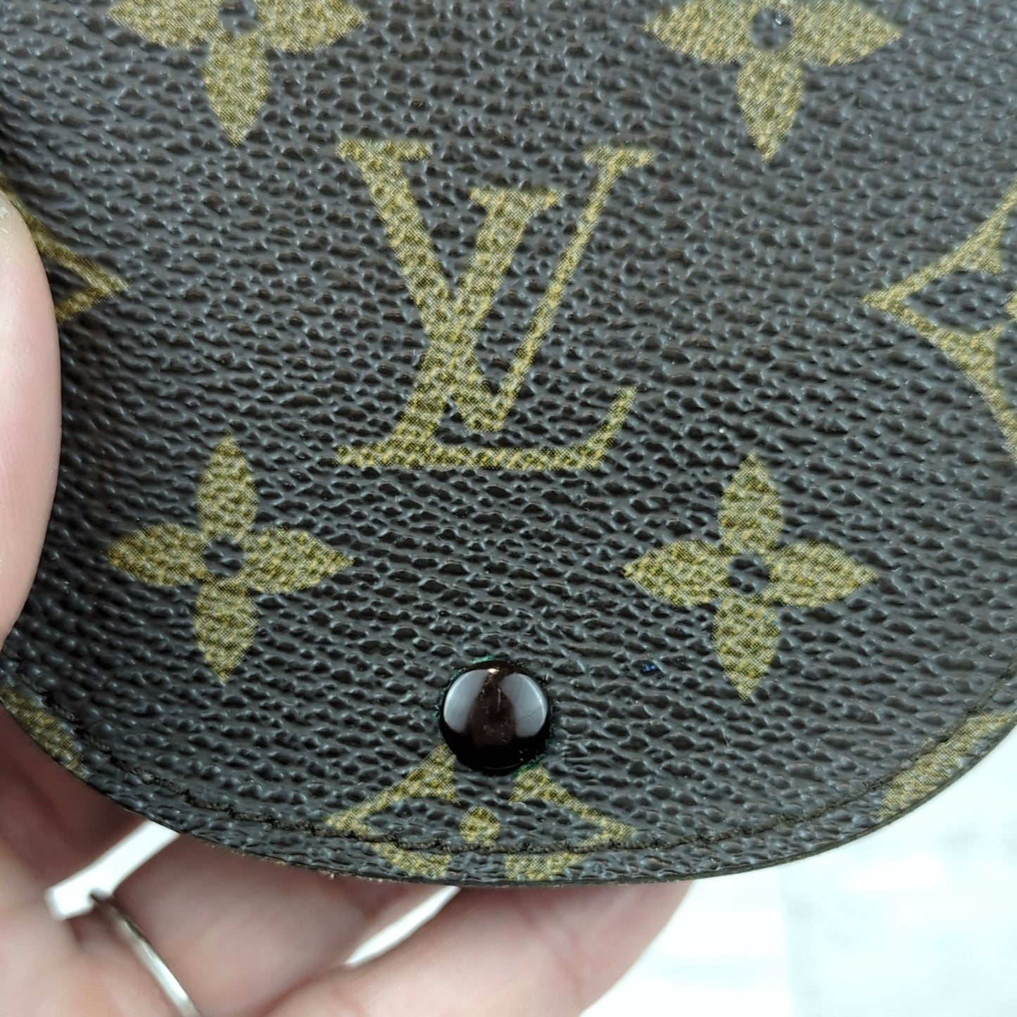 Louis Vuitton Porte-Monnaie Gousset Change Purse