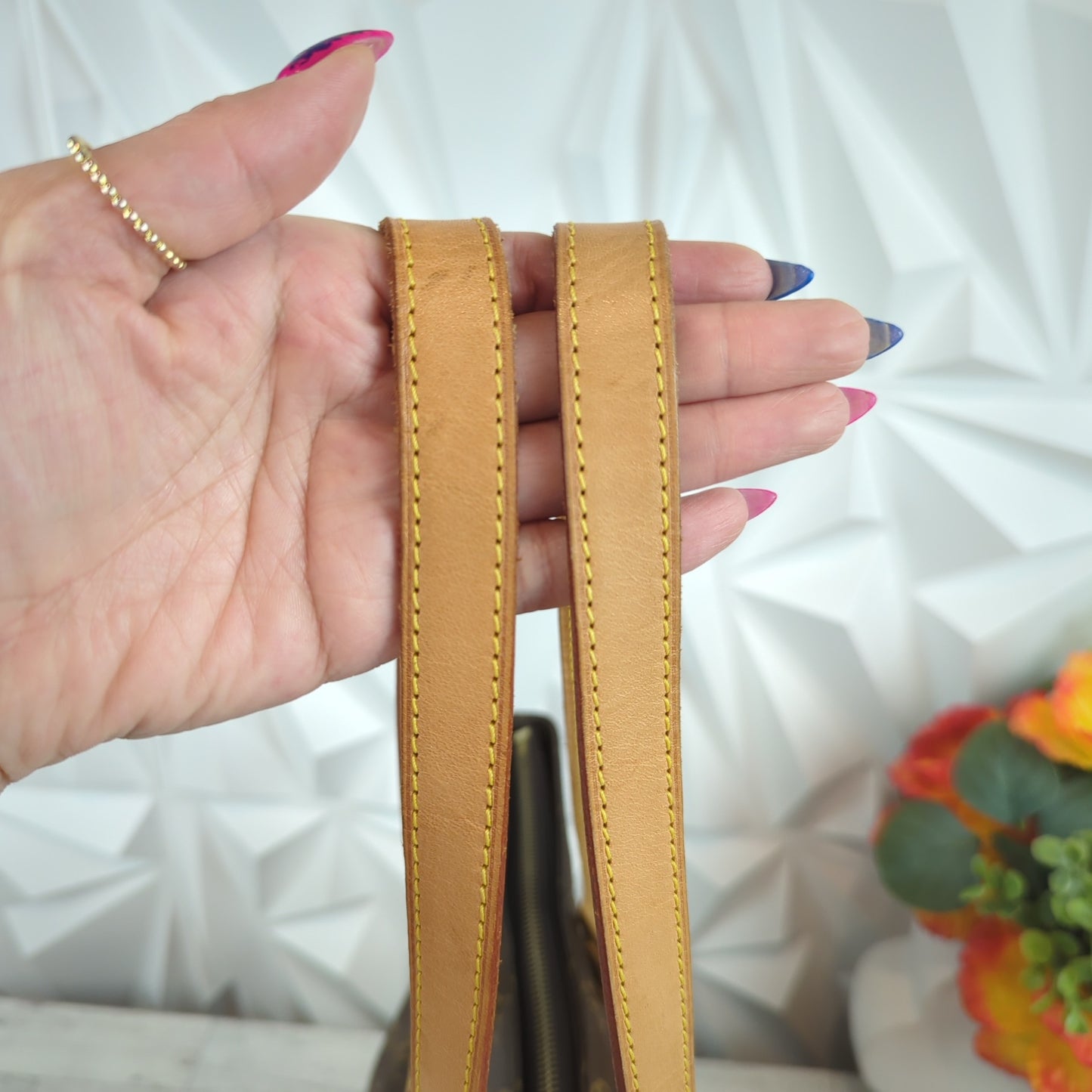 Louis Vuitton Cabas Mezzo