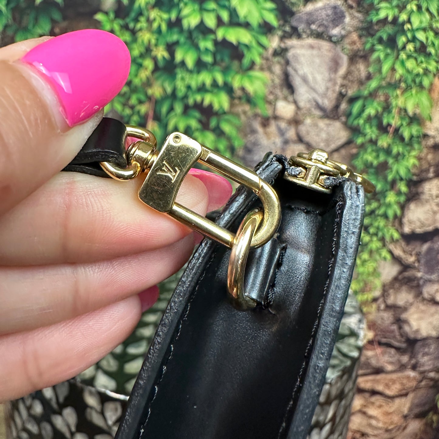 Louis Vuitton Black Epi Pochette Accessories