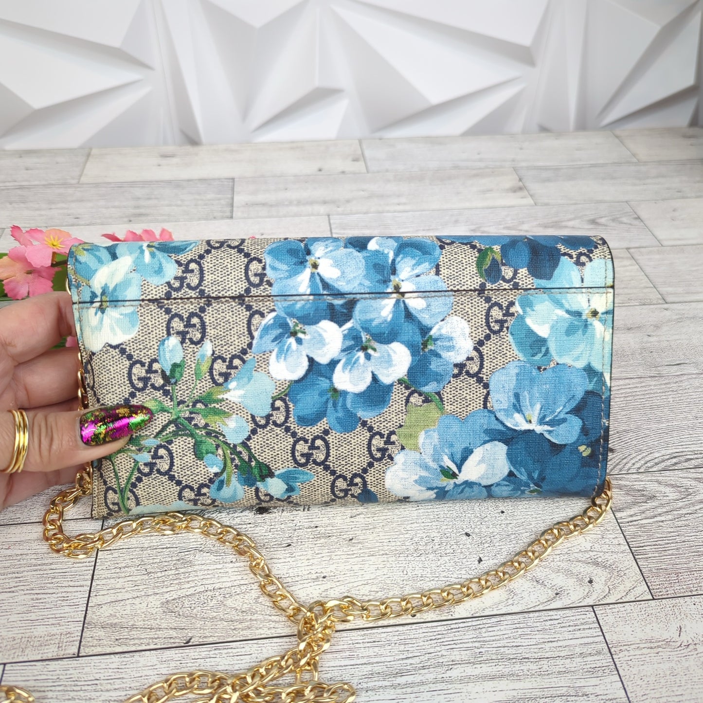 Gucci GG Supreme Blue Blooms Continental Wallet with Card Holder