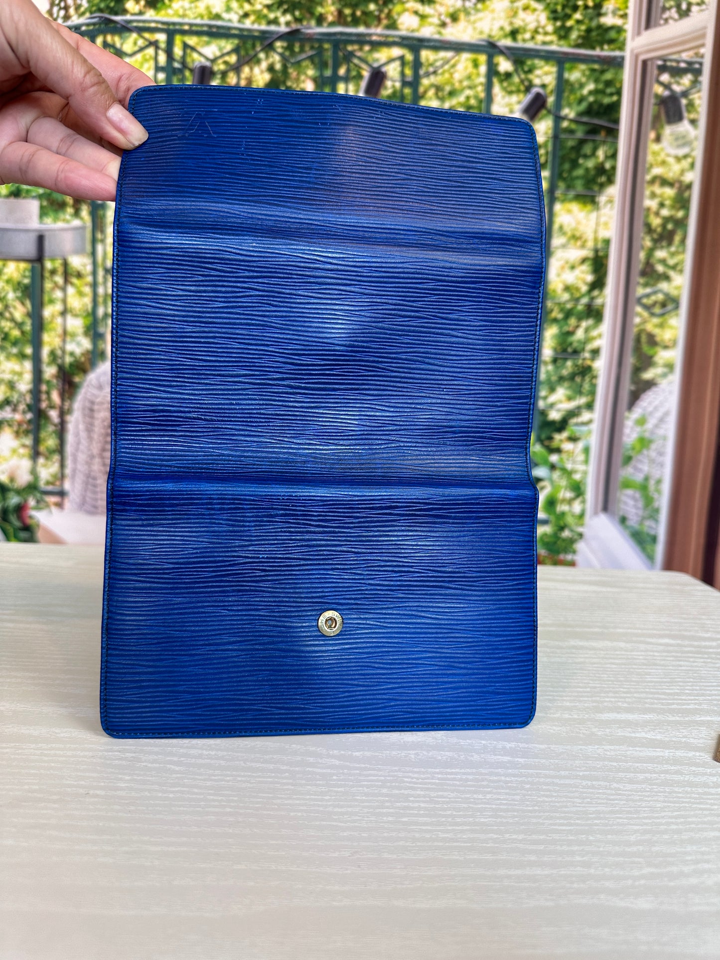 Louis Vuitton Blue Epi Porte Tresor International Wallet