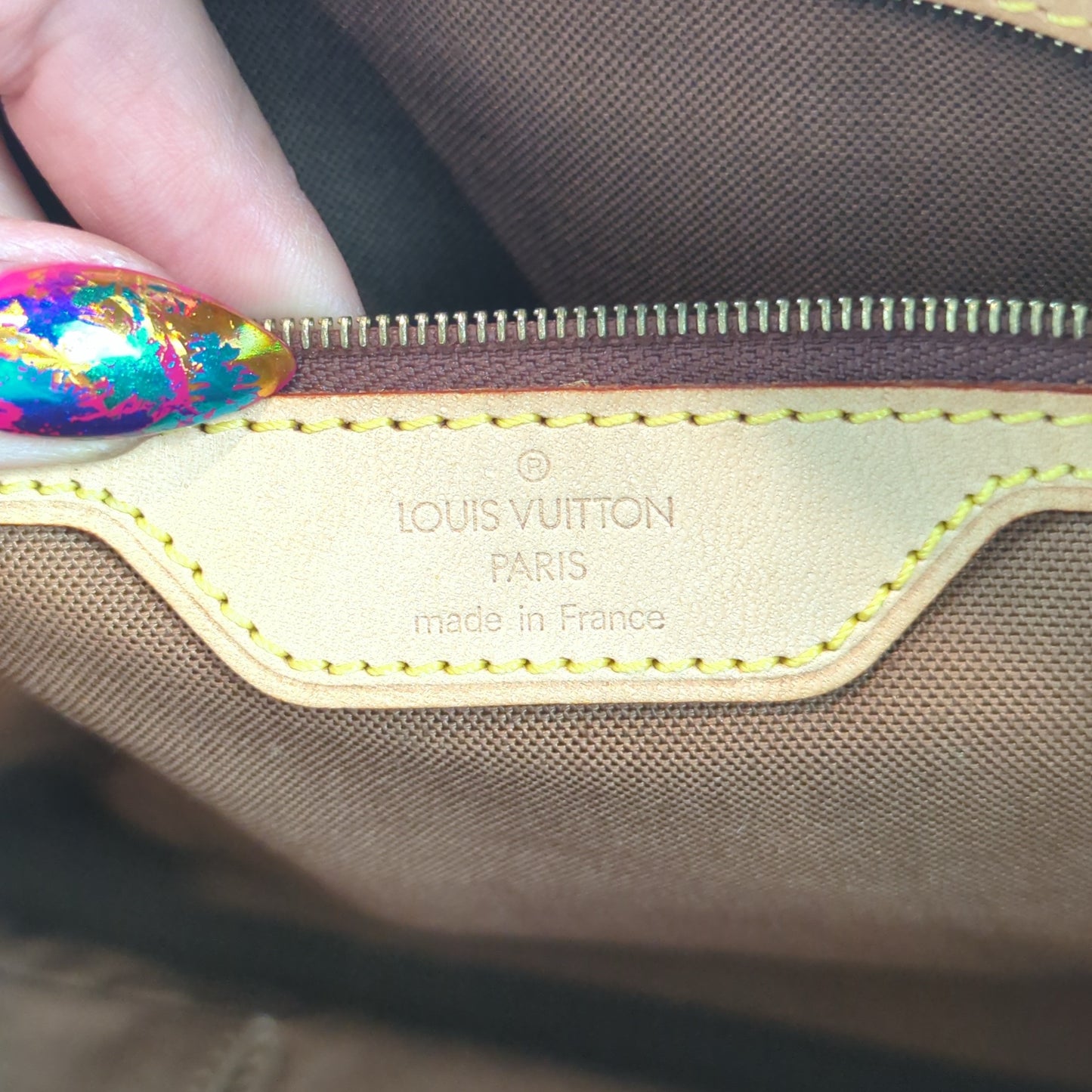 Louis Vuitton Cabas Mezzo