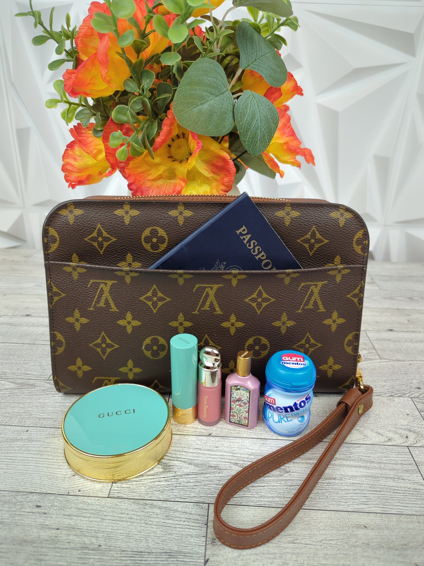 Louis Vuitton Orsay Clutch