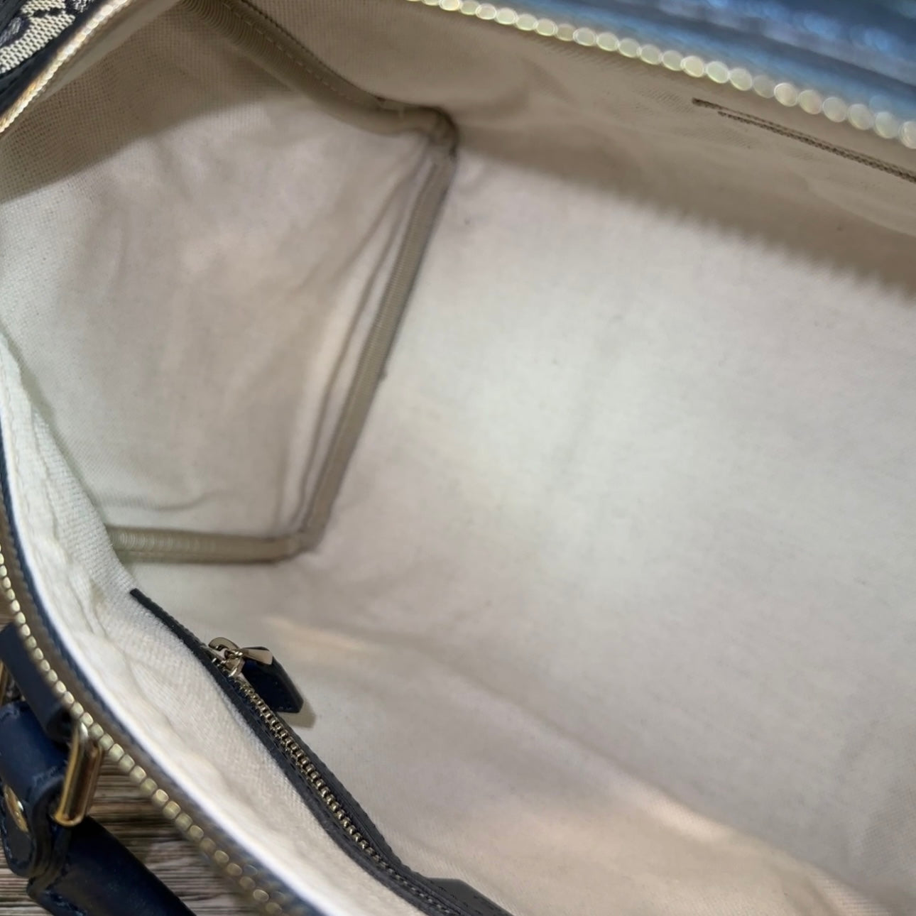 Gucci Vintage Web Medium Boston Bag in Navy Blue