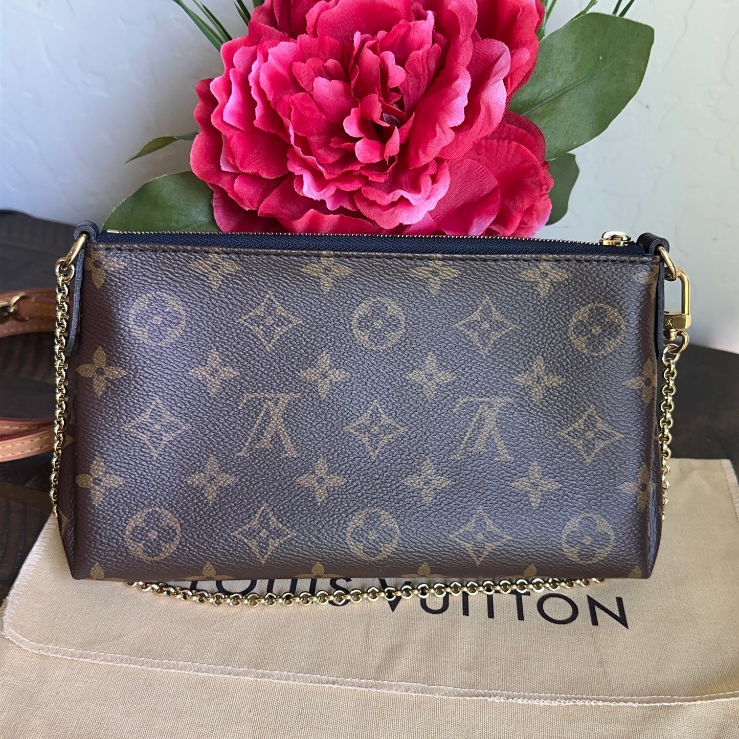 Louis Vuitton Pallas Clutch Infini Blue