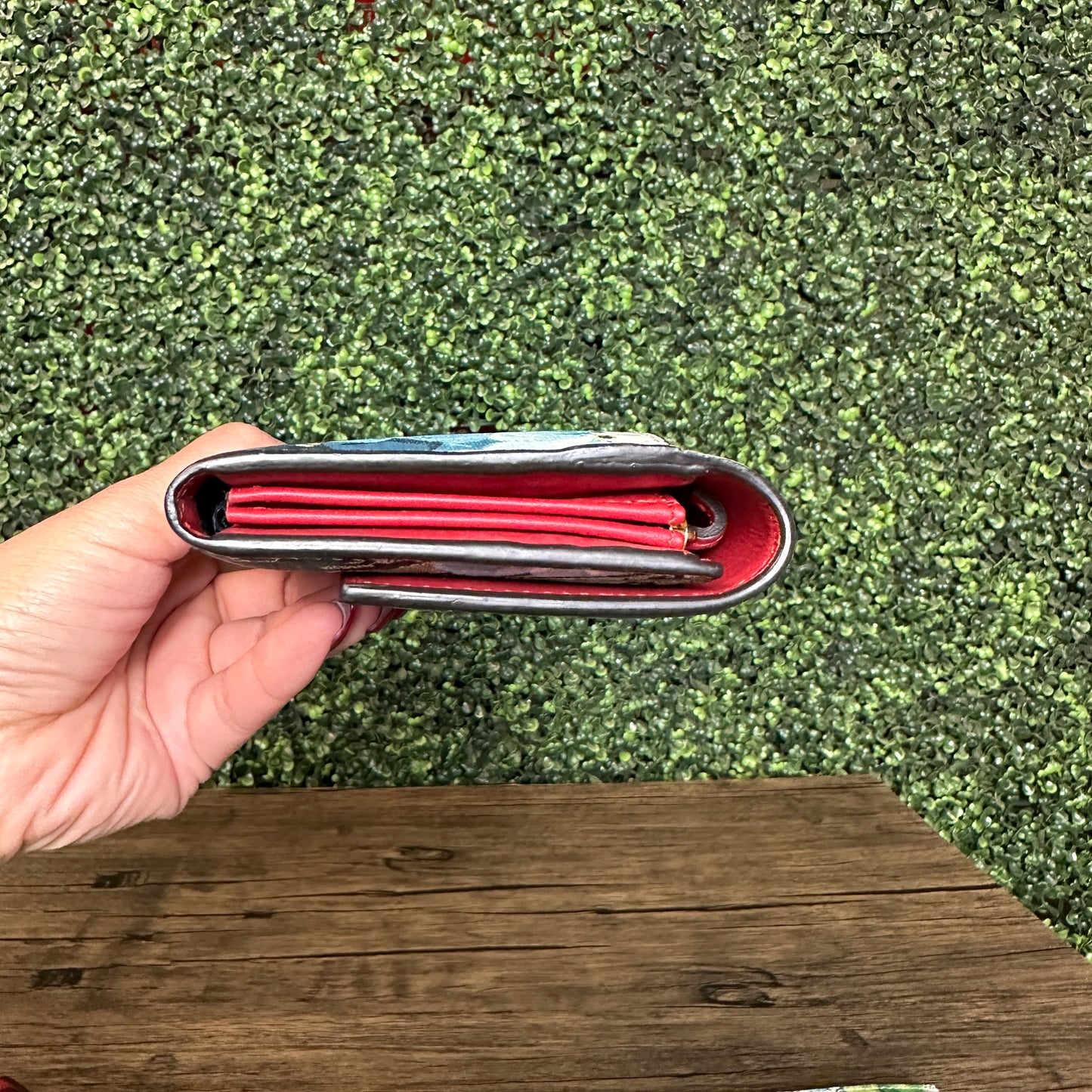 Gucci GG Supreme/Blue Blooms Long Continental Wallet