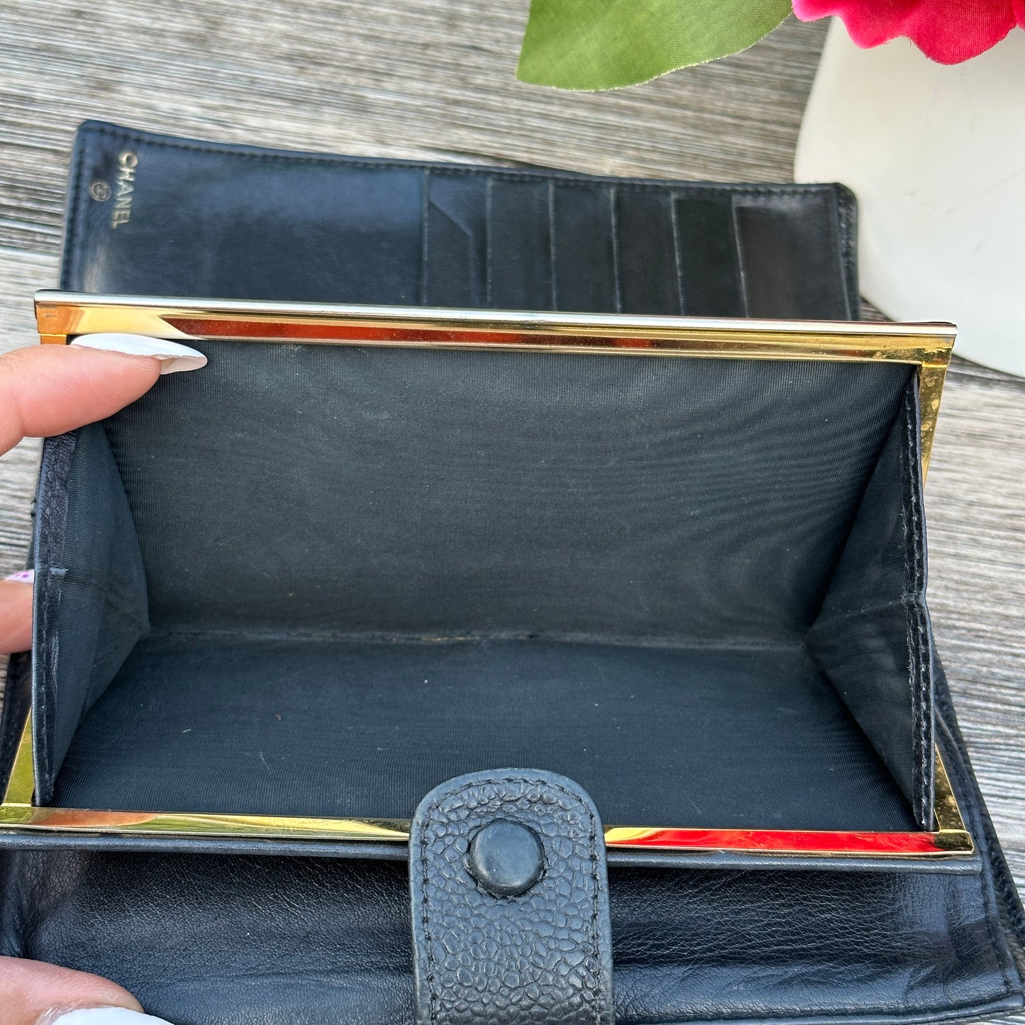 Chanel Black Caviar Leather Vintage Timeless CC French Wallet