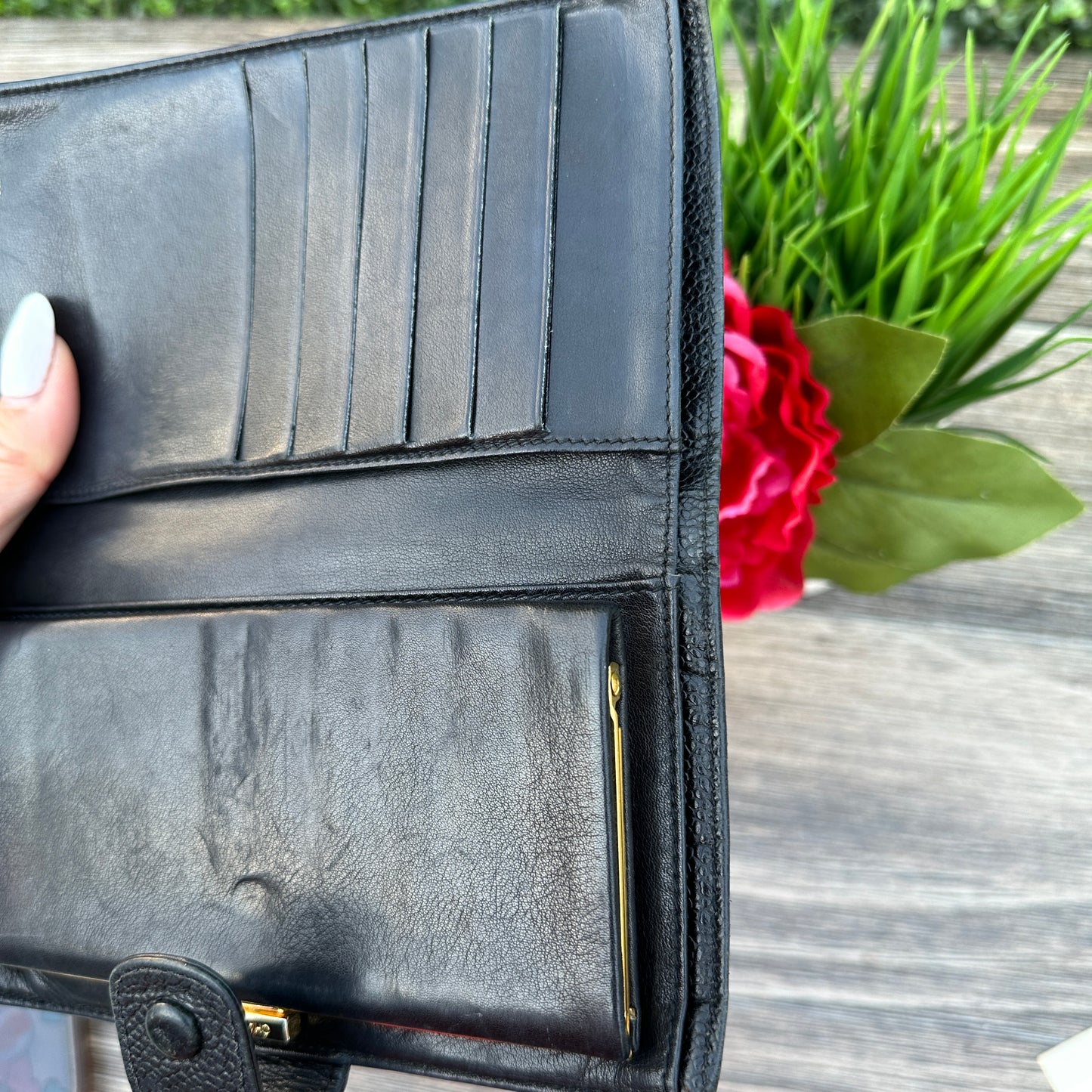 Chanel Black Caviar Leather Vintage Timeless CC French Wallet