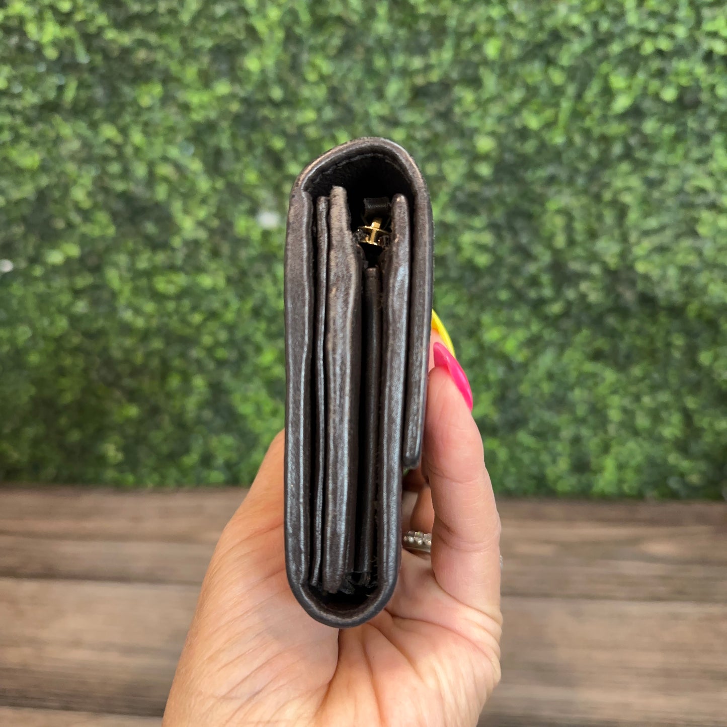 Gucci Beige GG Logo Sukey Continental Wallet