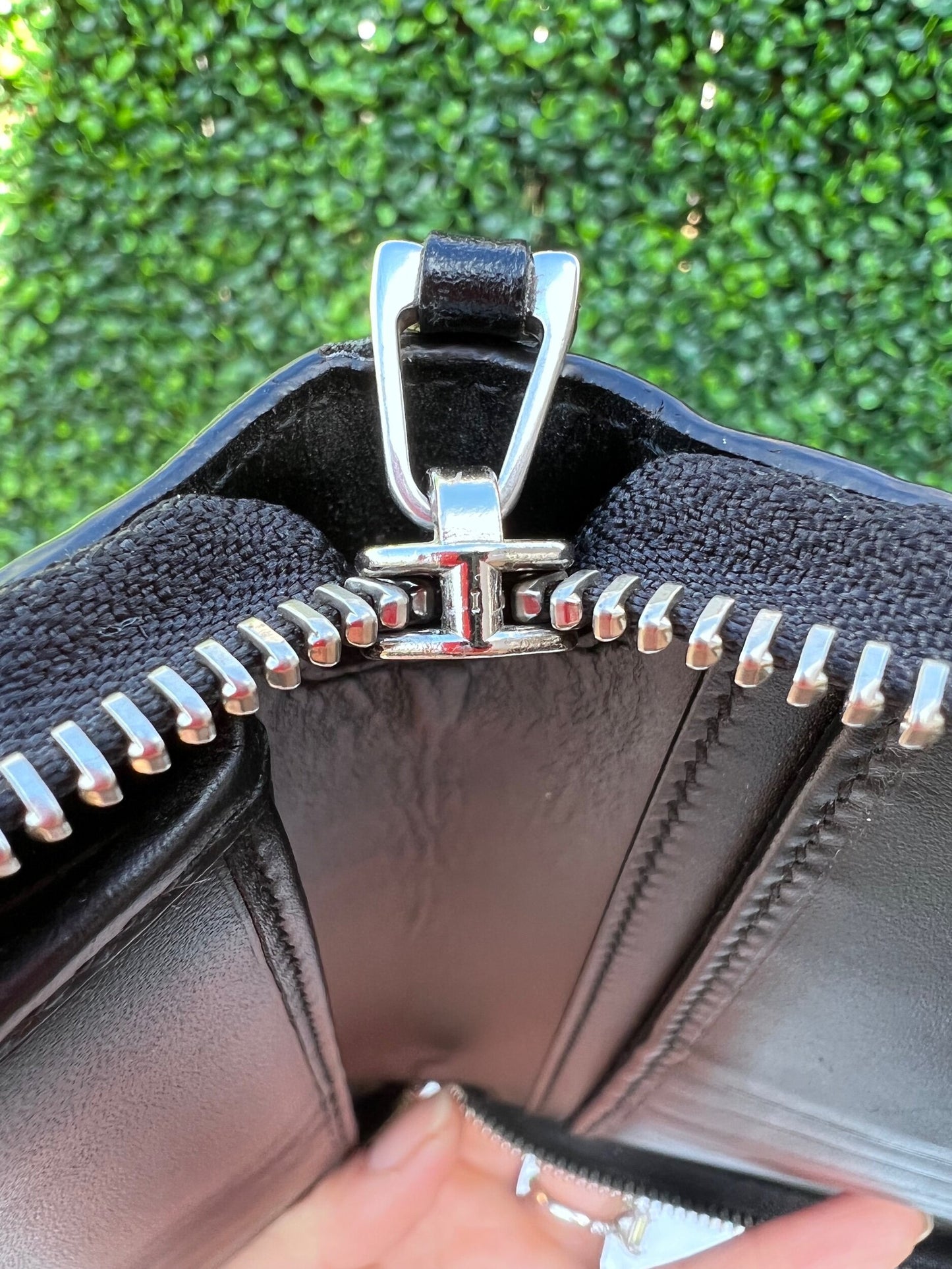 GG Web Zip Around Organizer Wallet Ssima Leather Black