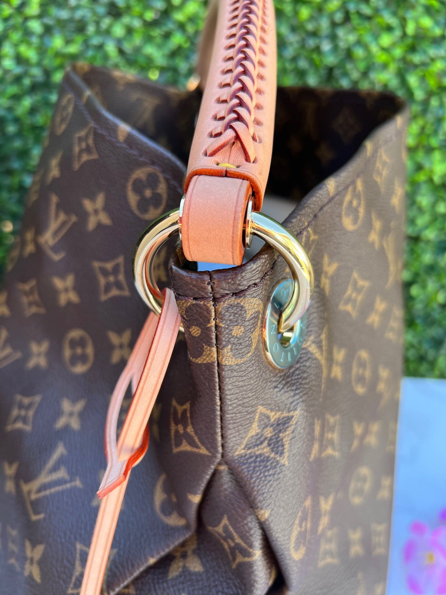 Artsy MM Monogram