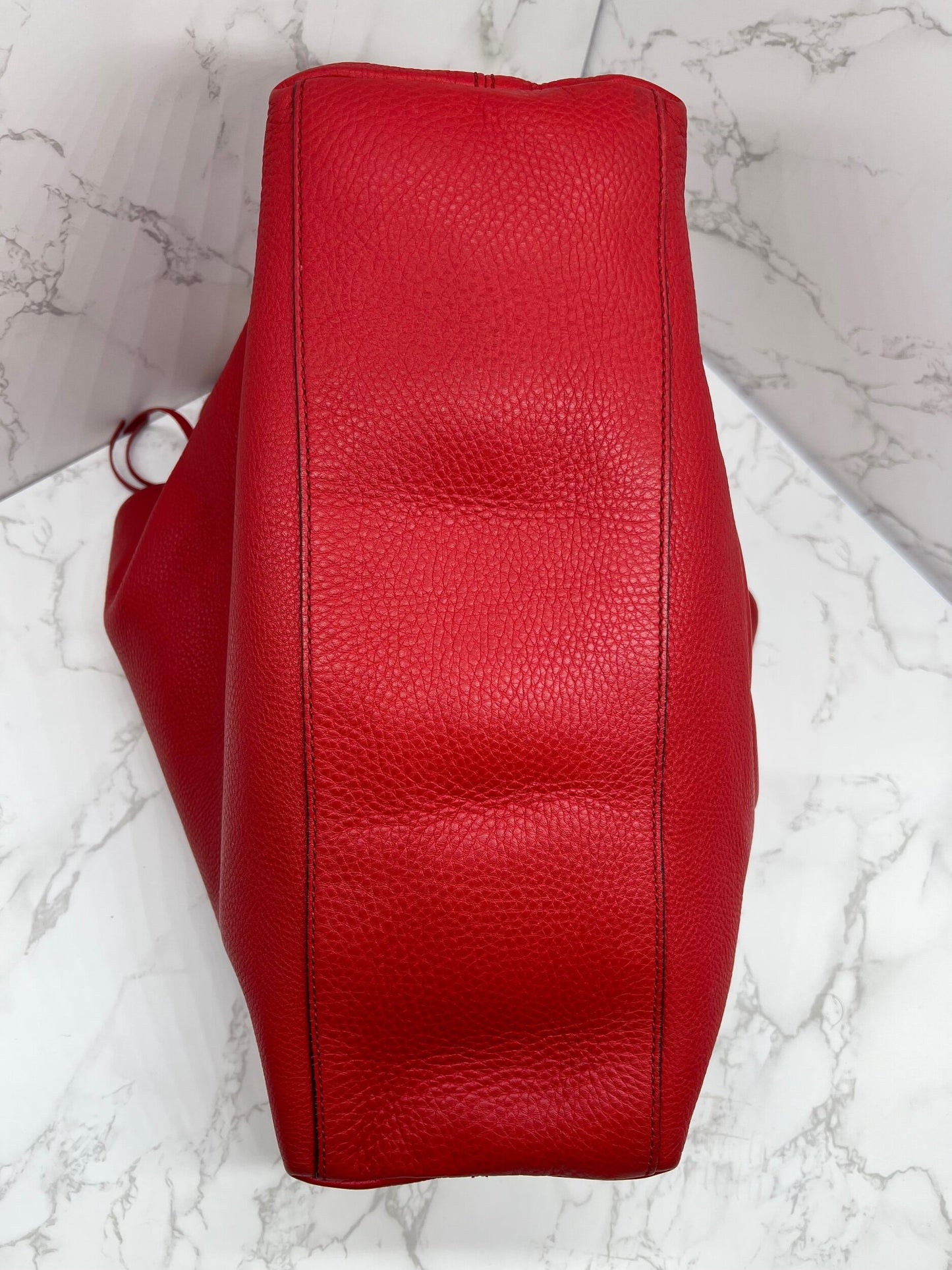 GG Medium Soho Double Chain Pebbled Leather Red