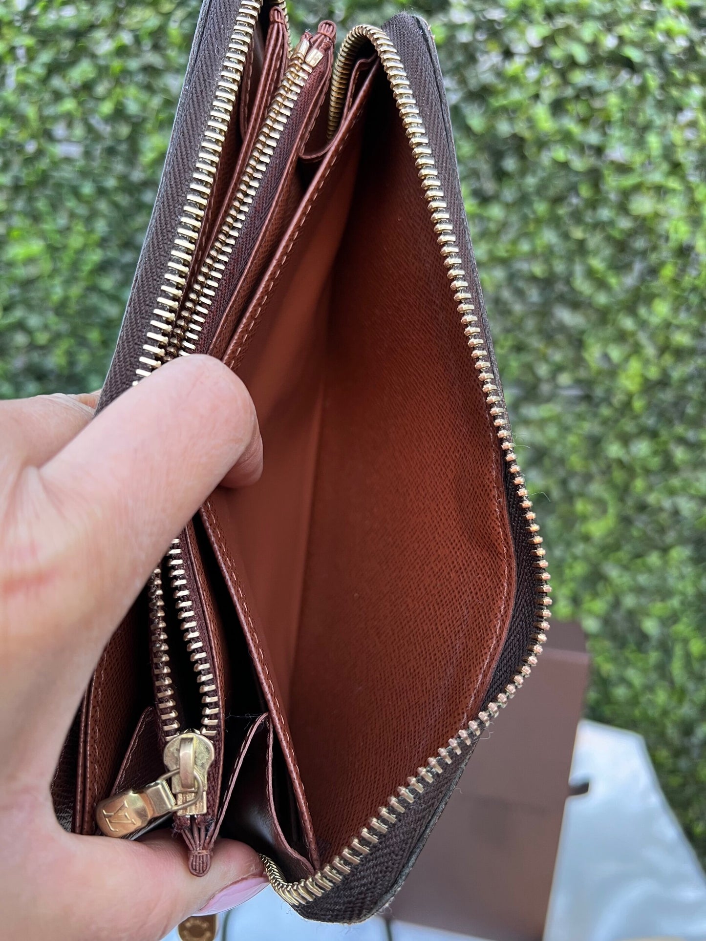 Authentic Preowned Louis Vuitton Limited Edition Stephen Sprouse Roses Zippy Wallet