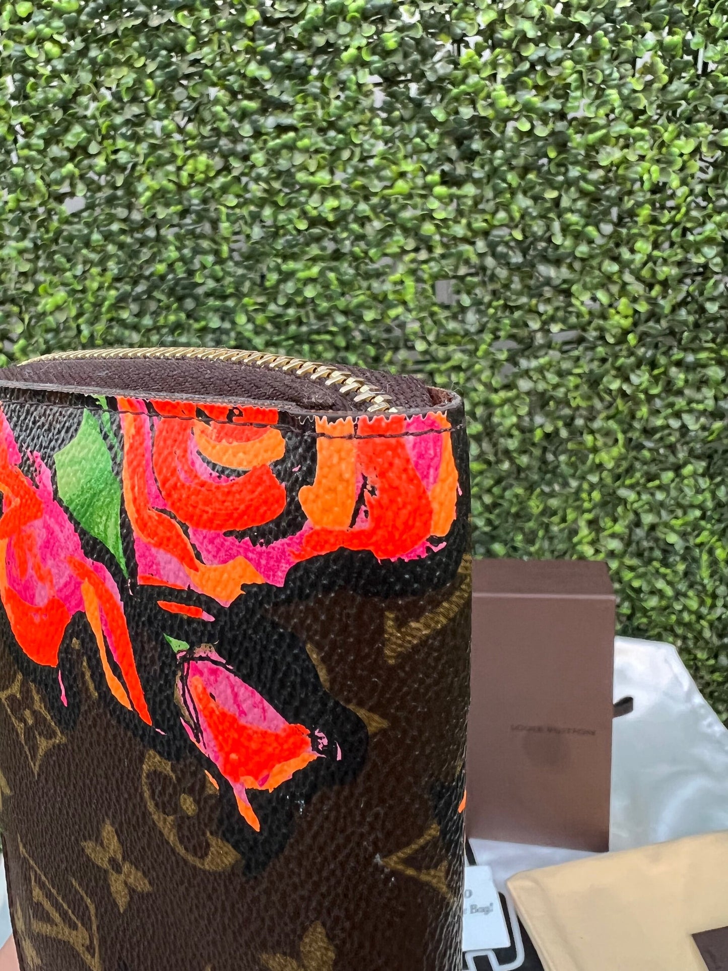 Authentic Preowned Louis Vuitton Limited Edition Stephen Sprouse Roses Zippy Wallet