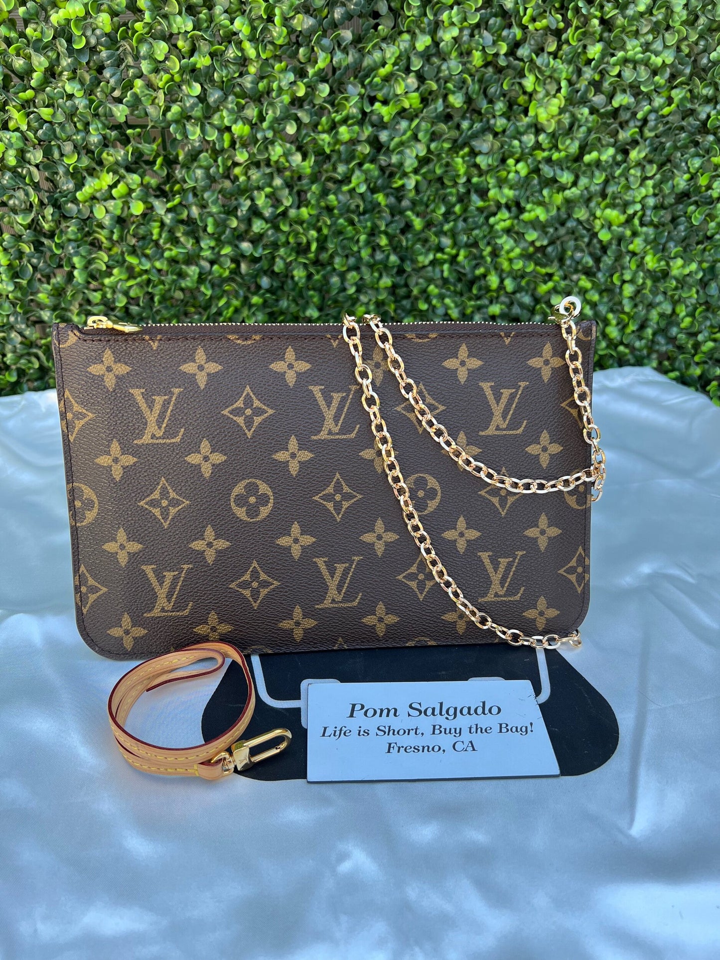 Authentic Preowned LV Neverfull GM Pochette in Fuchsia with Conversion Kit