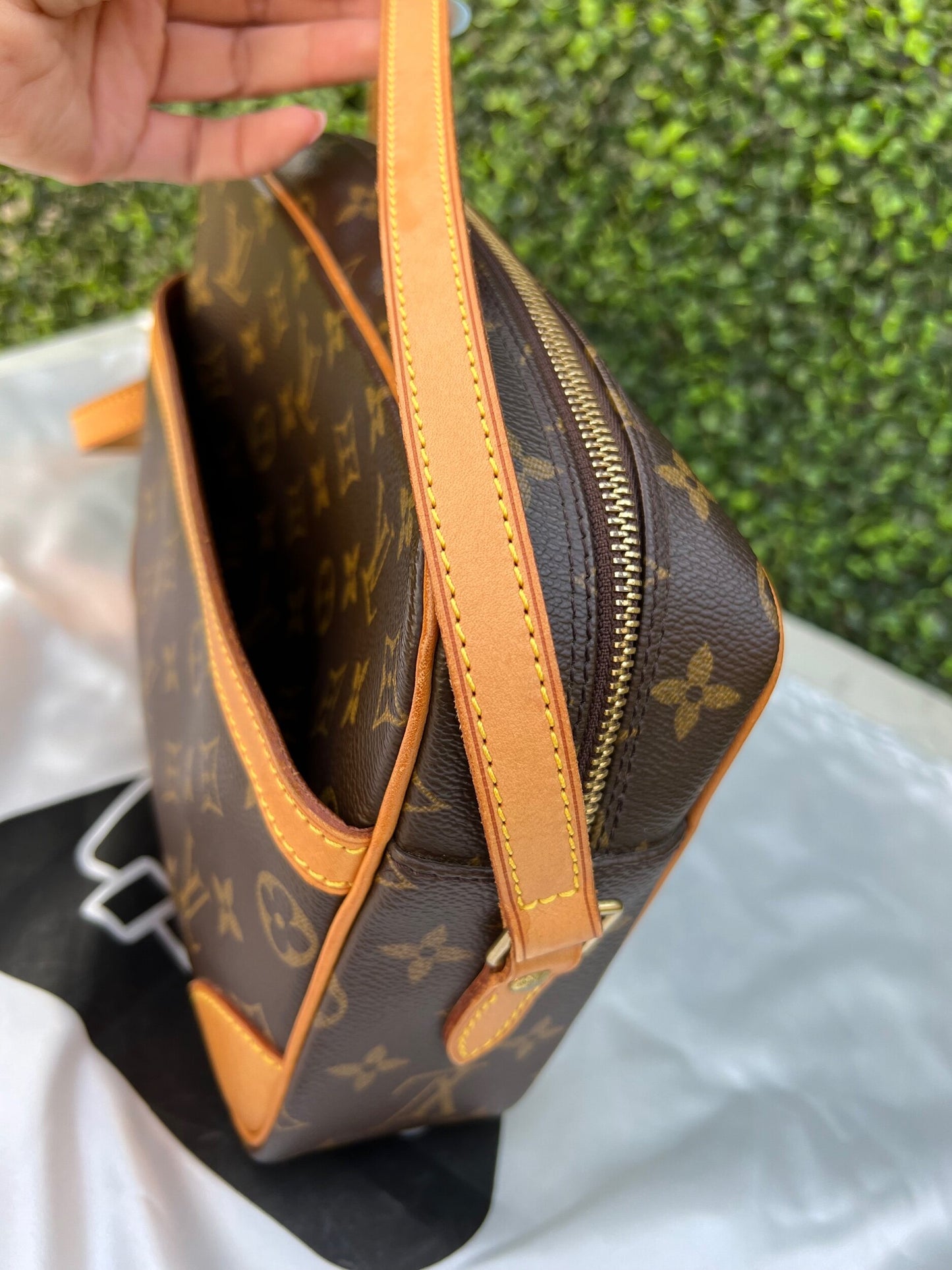 Authentic Preowned Louis Vuitton Trocadero 27 Bag