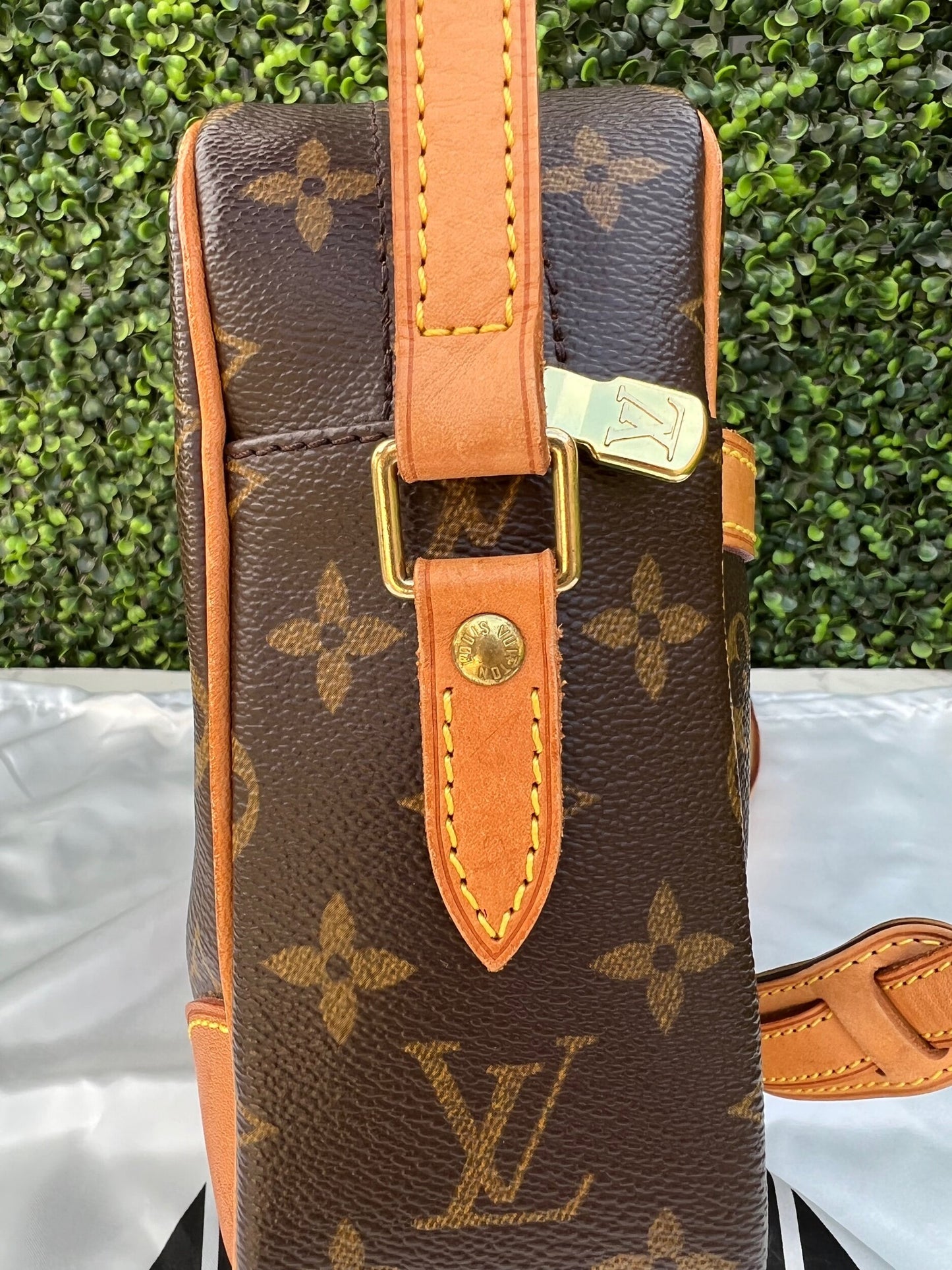 Authentic Preowned Louis Vuitton Trocadero 27 Bag