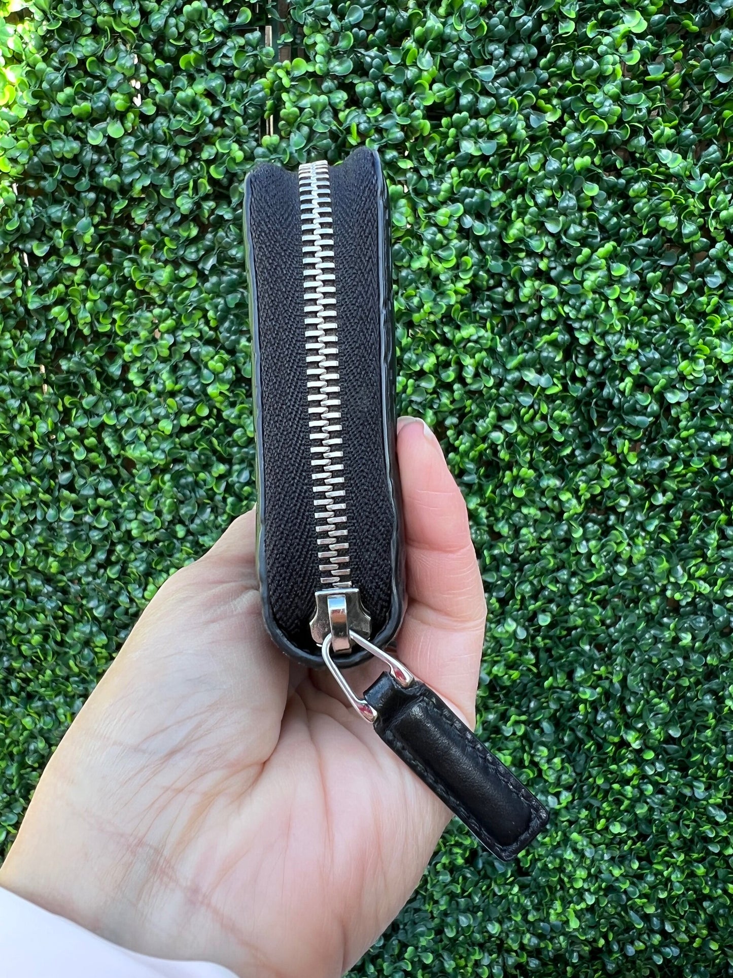 GG Web Zip Around Organizer Wallet Ssima Leather Black