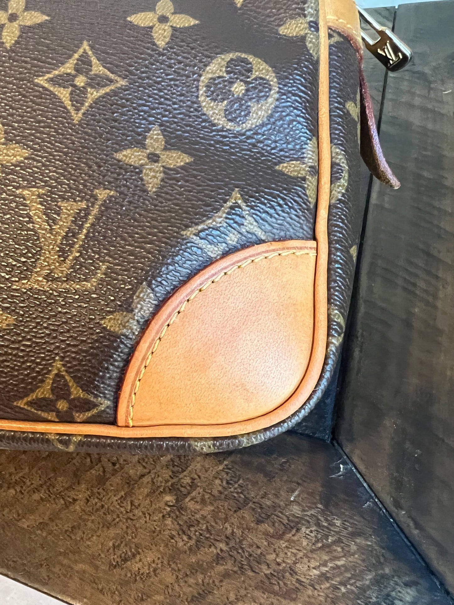 Compiegne 28 Monogram Clutch